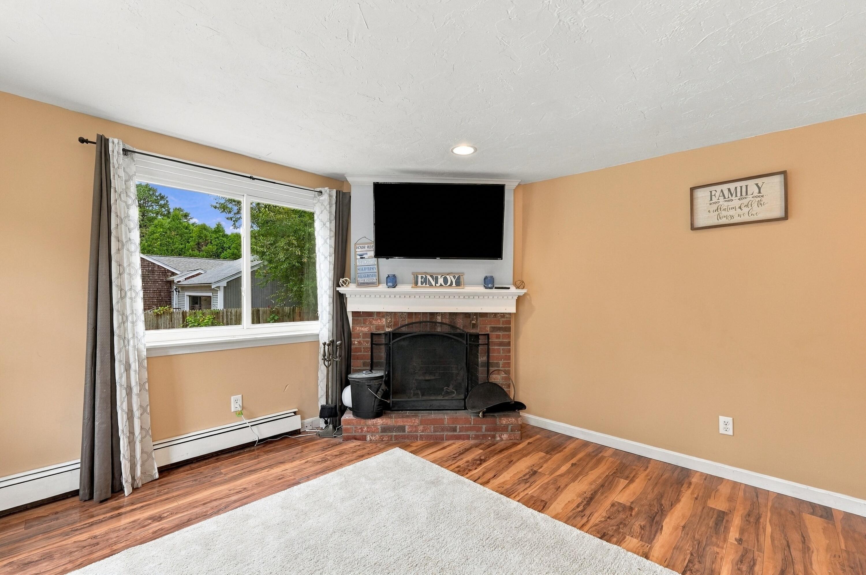 19 Louise Lane Property Photo 18