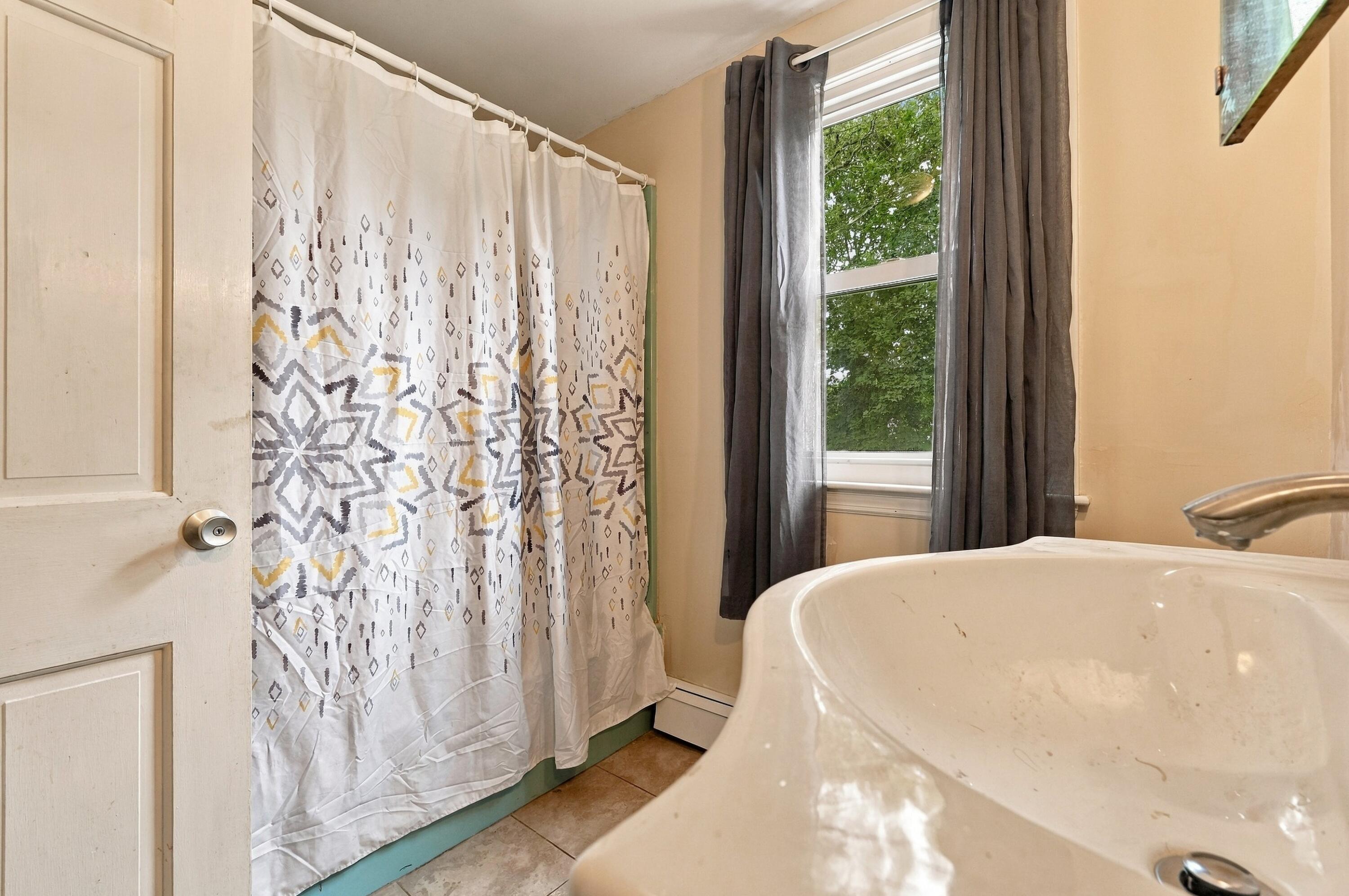 19 Louise Lane Property Photo 38