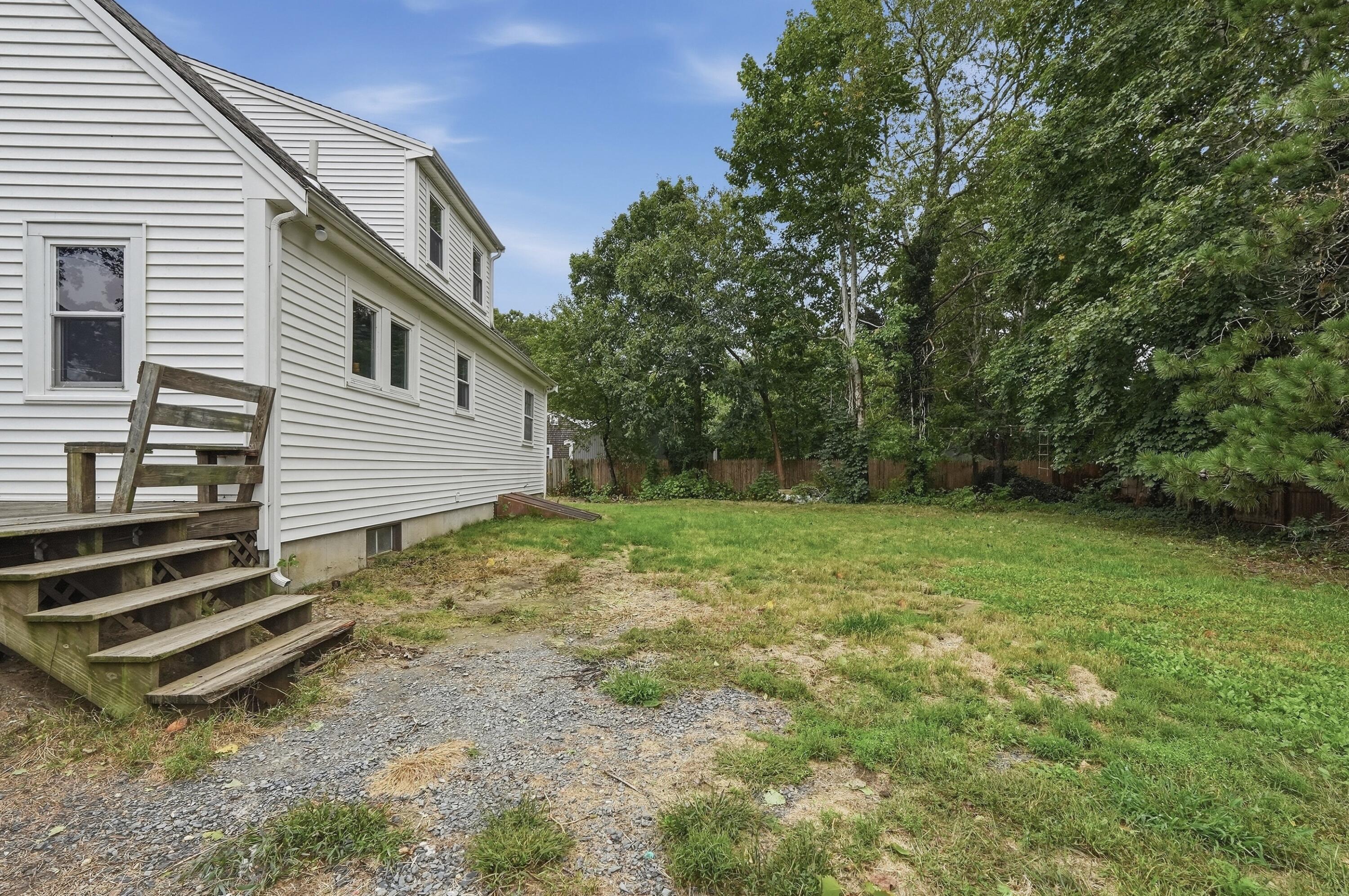 19 Louise Lane Property Photo 48