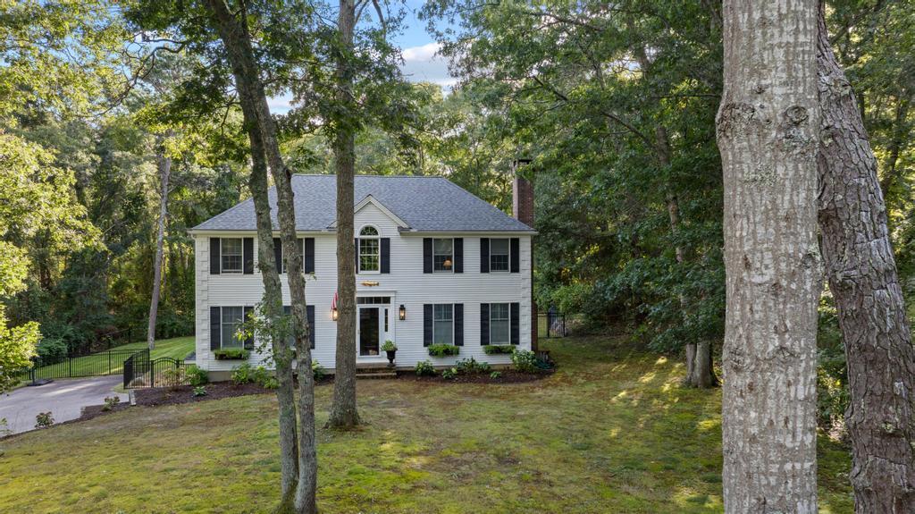 31 Village Drive Property Photo 1