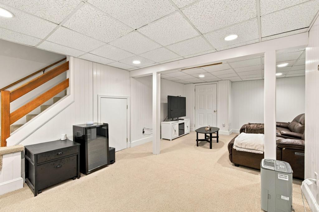 31 Village Drive Property Photo 27