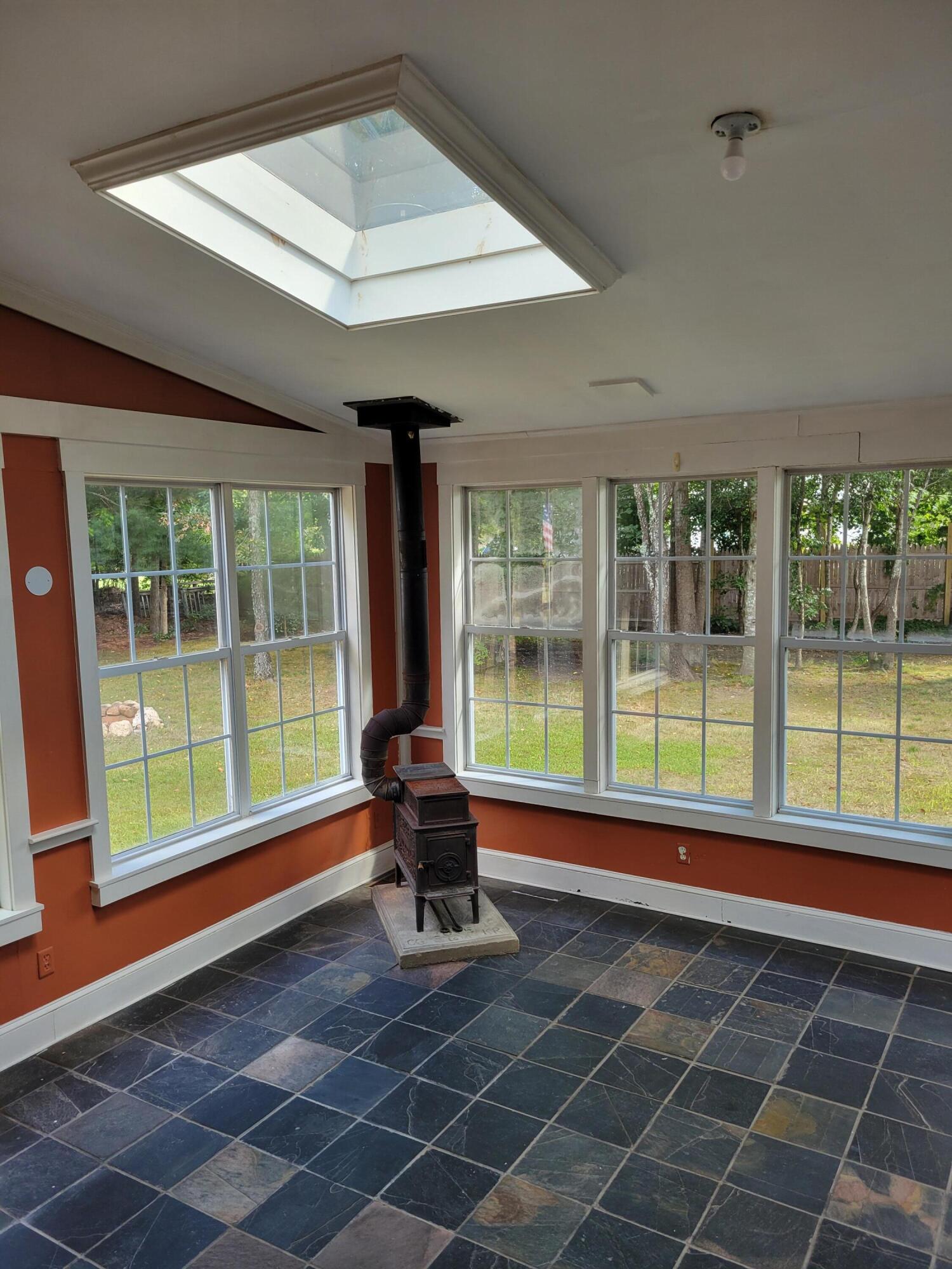 8 Westbury Way Property Photo 5