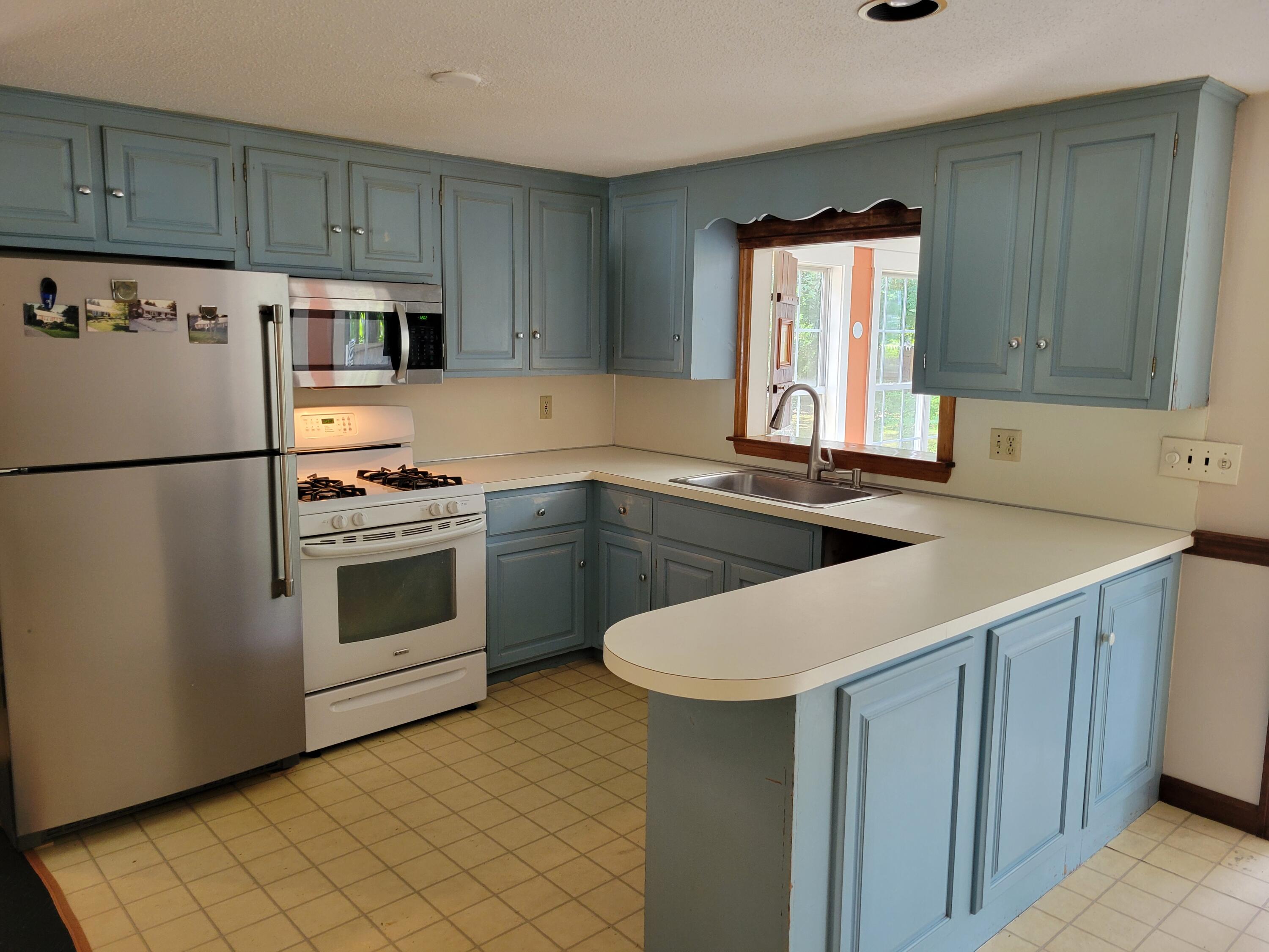 8 Westbury Way Property Photo 6