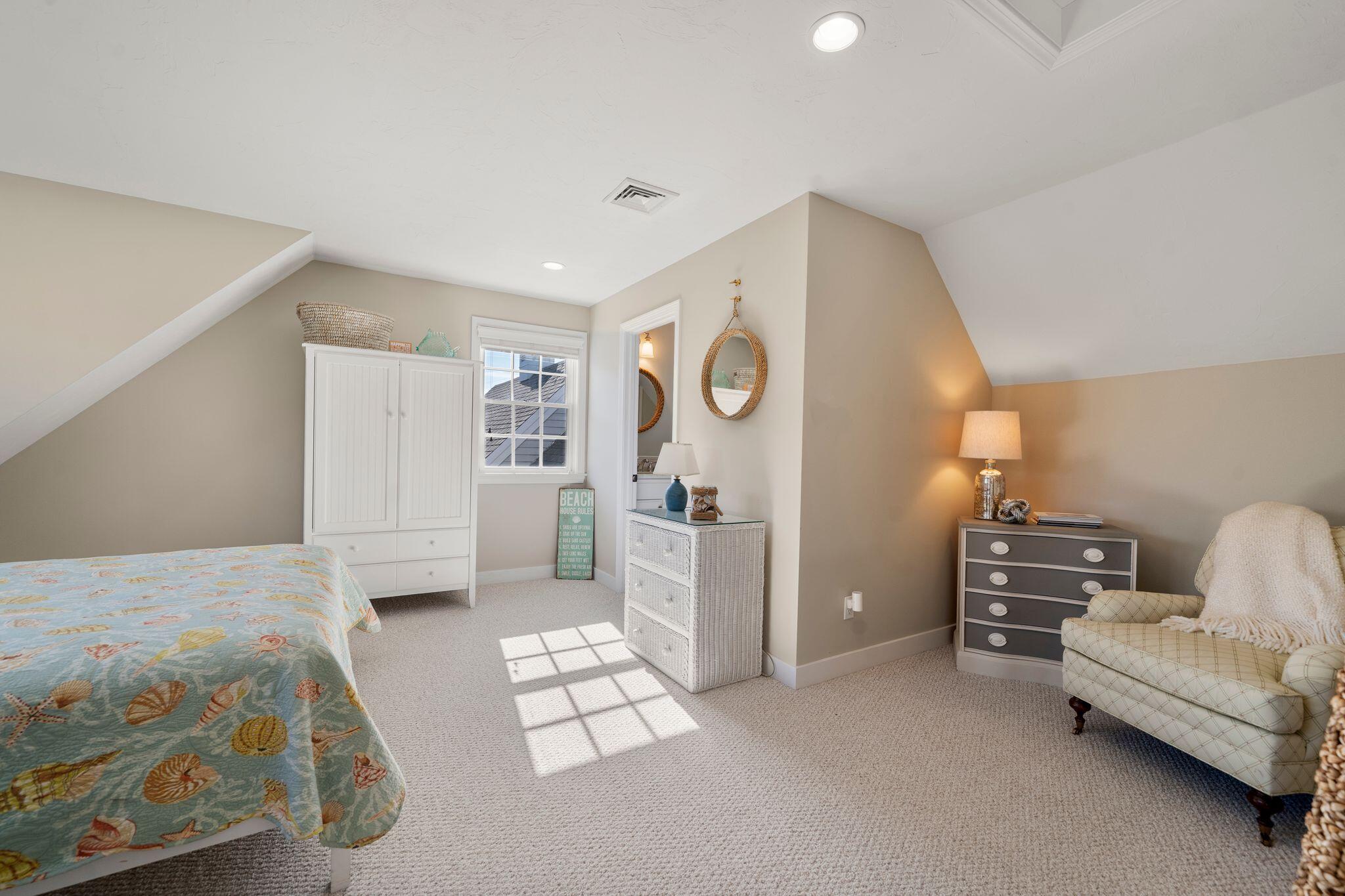 9 Bassing Harbor Road Property Photo 33