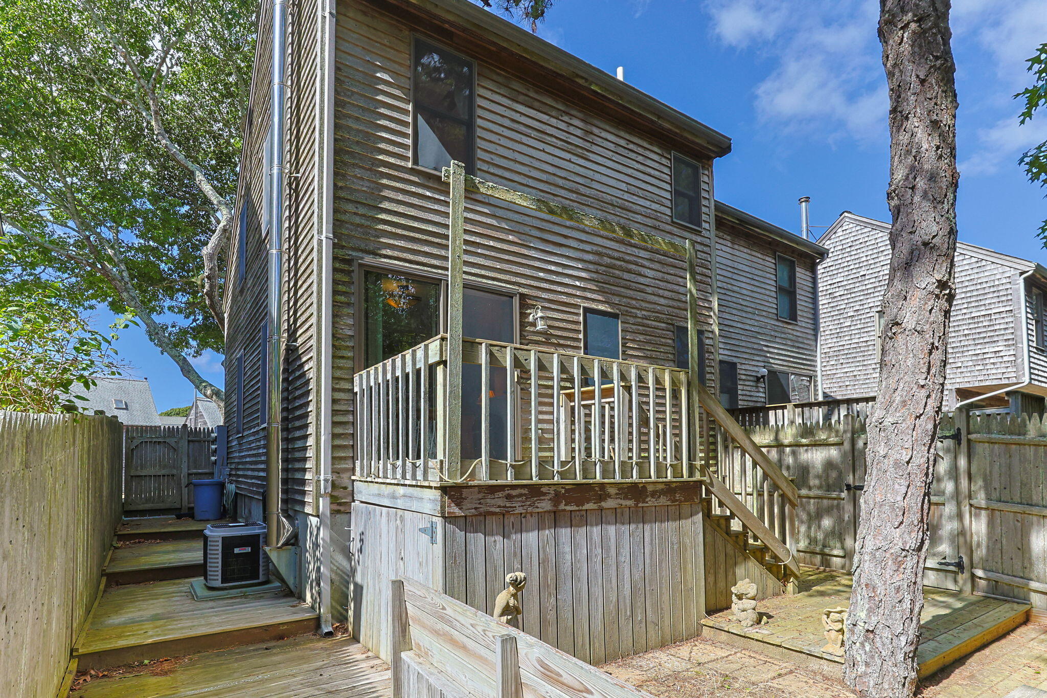 10 Seashore Park Drive Apt M Property Photo 27