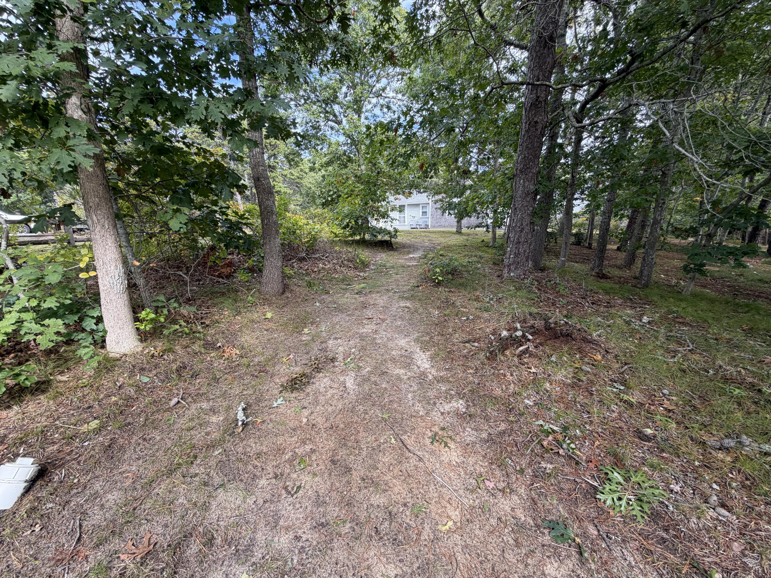 15 Linda Lane Property Photo 17