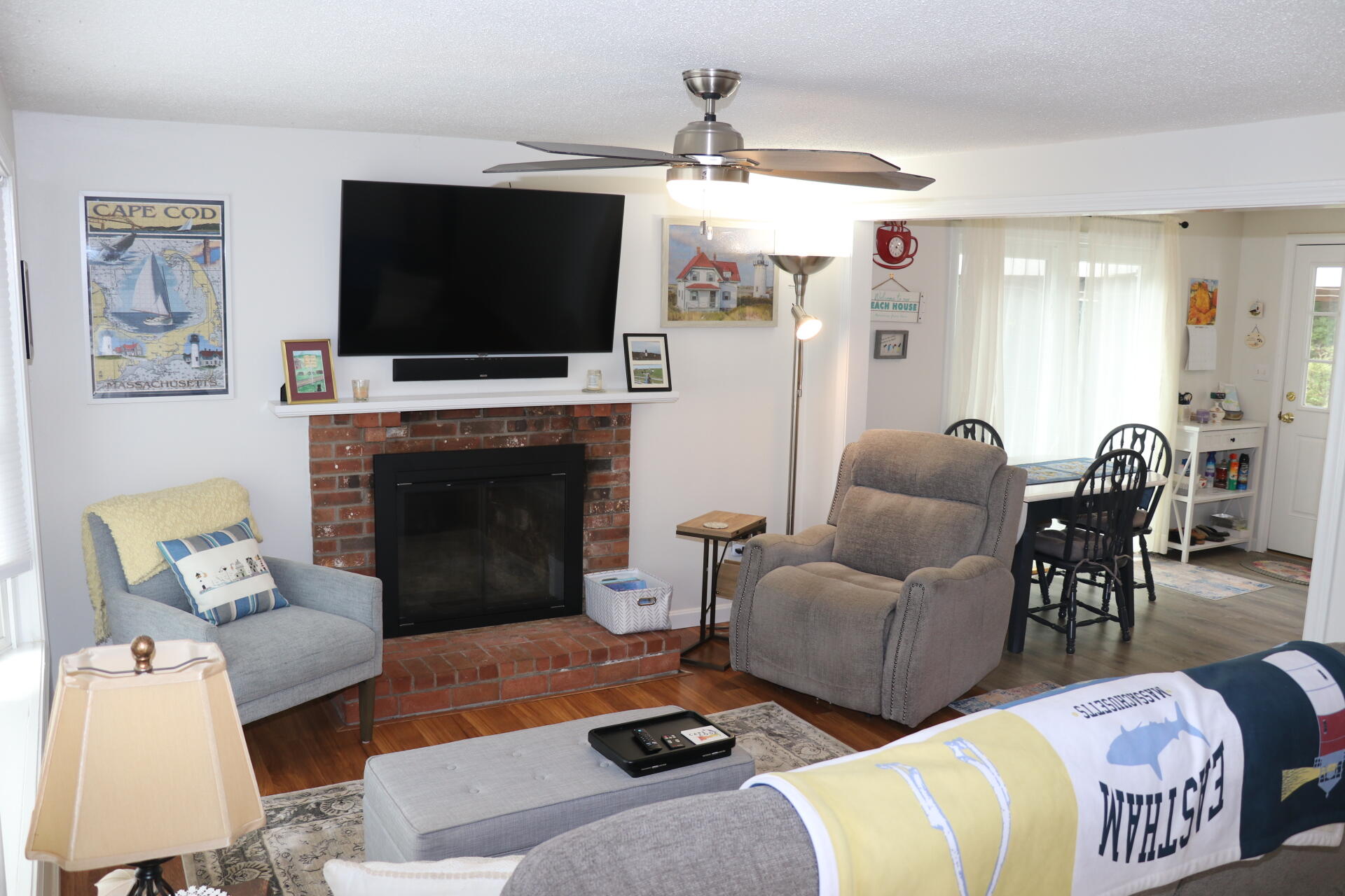 15 Linda Lane Property Photo 18