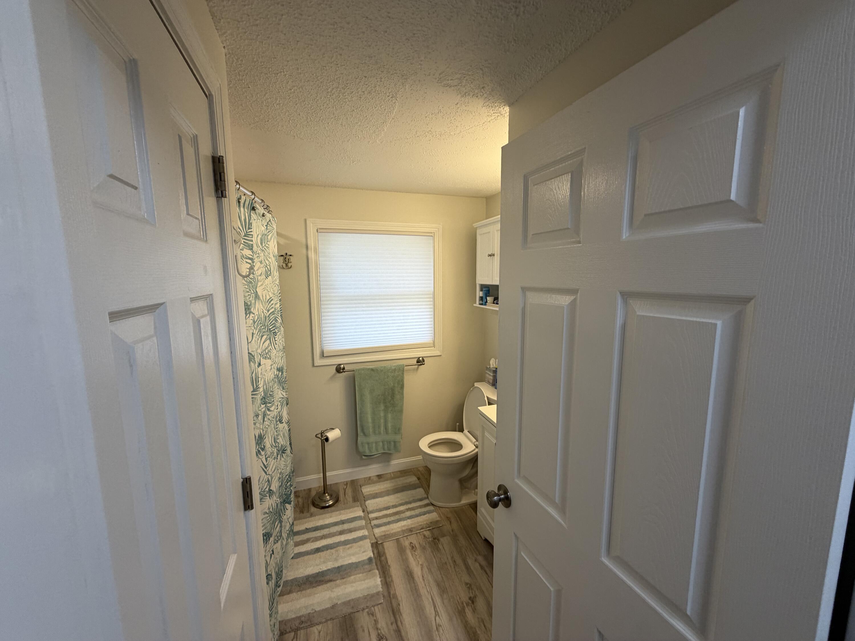 15 Linda Lane Property Photo 28