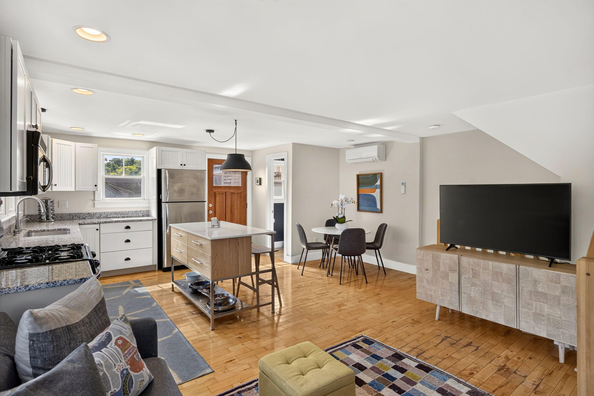68 Race Point Road Unit 4 Property Photo 12