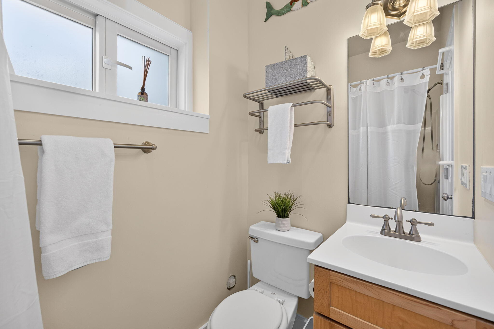 68 Race Point Road Unit 4 Property Photo 28