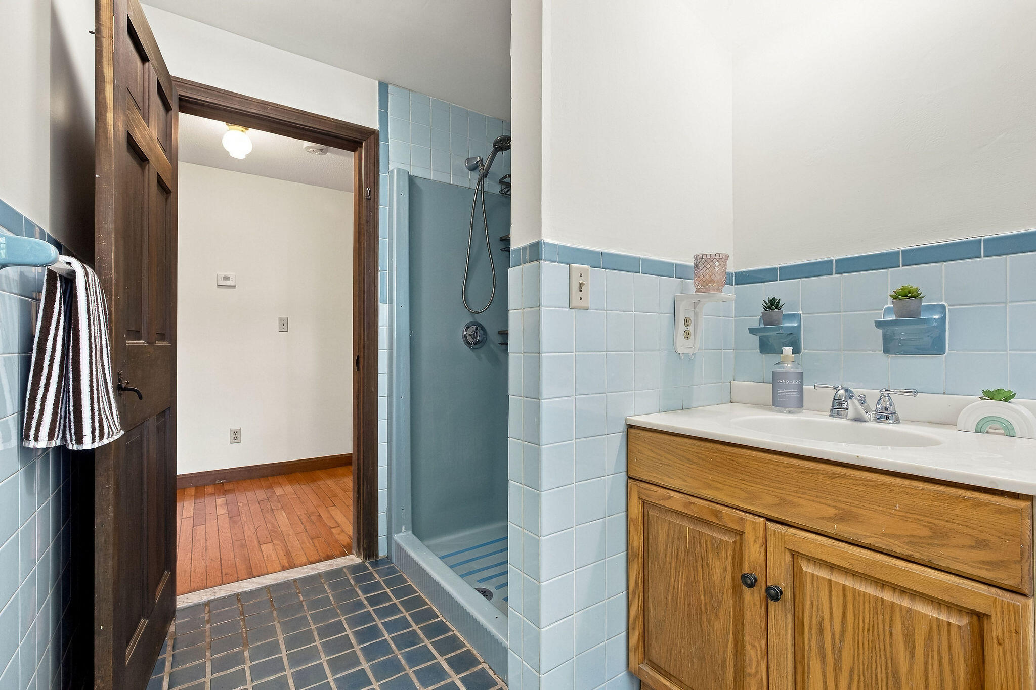 56 Westmoreland Drive Property Photo 24