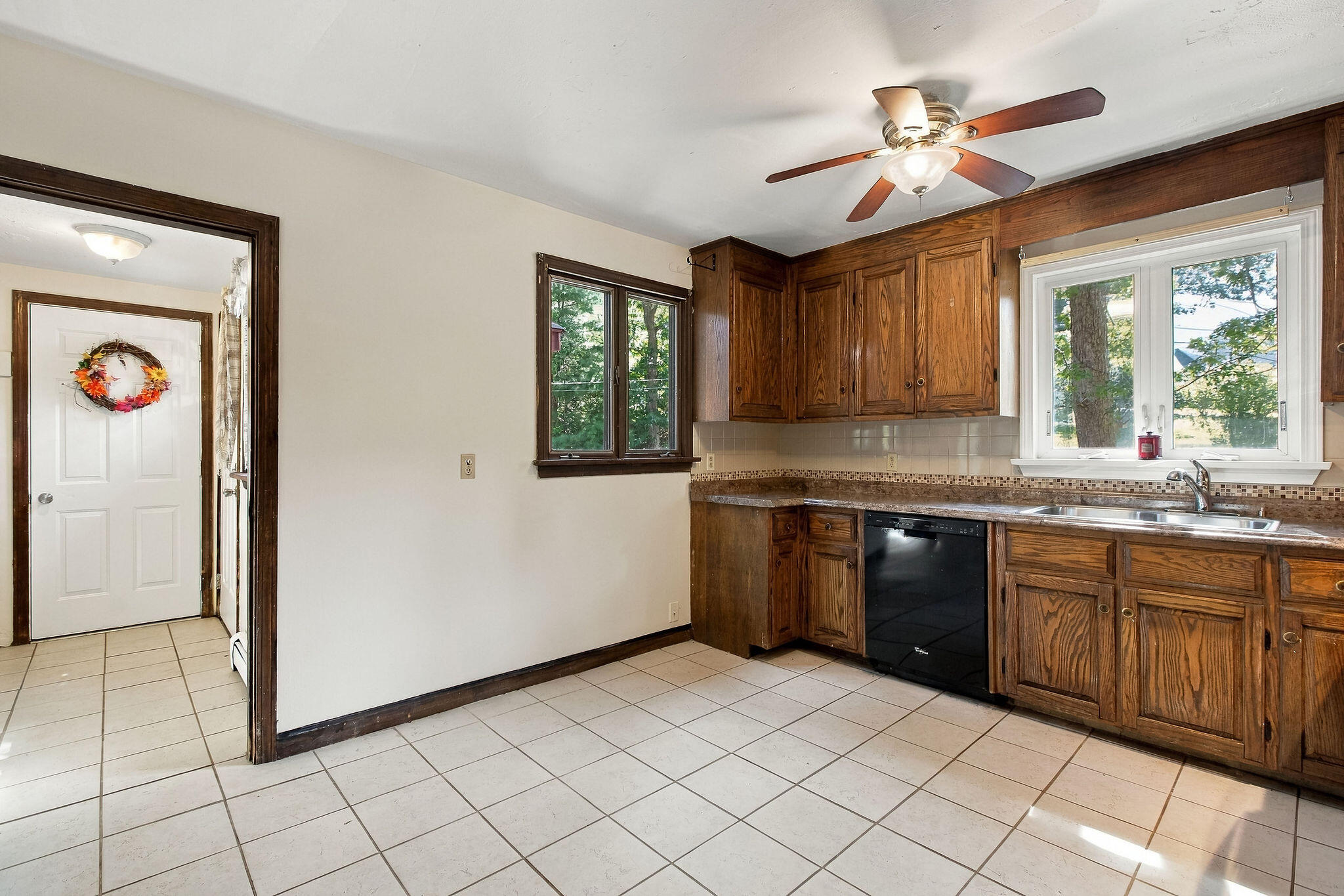 56 Westmoreland Drive Property Photo 27