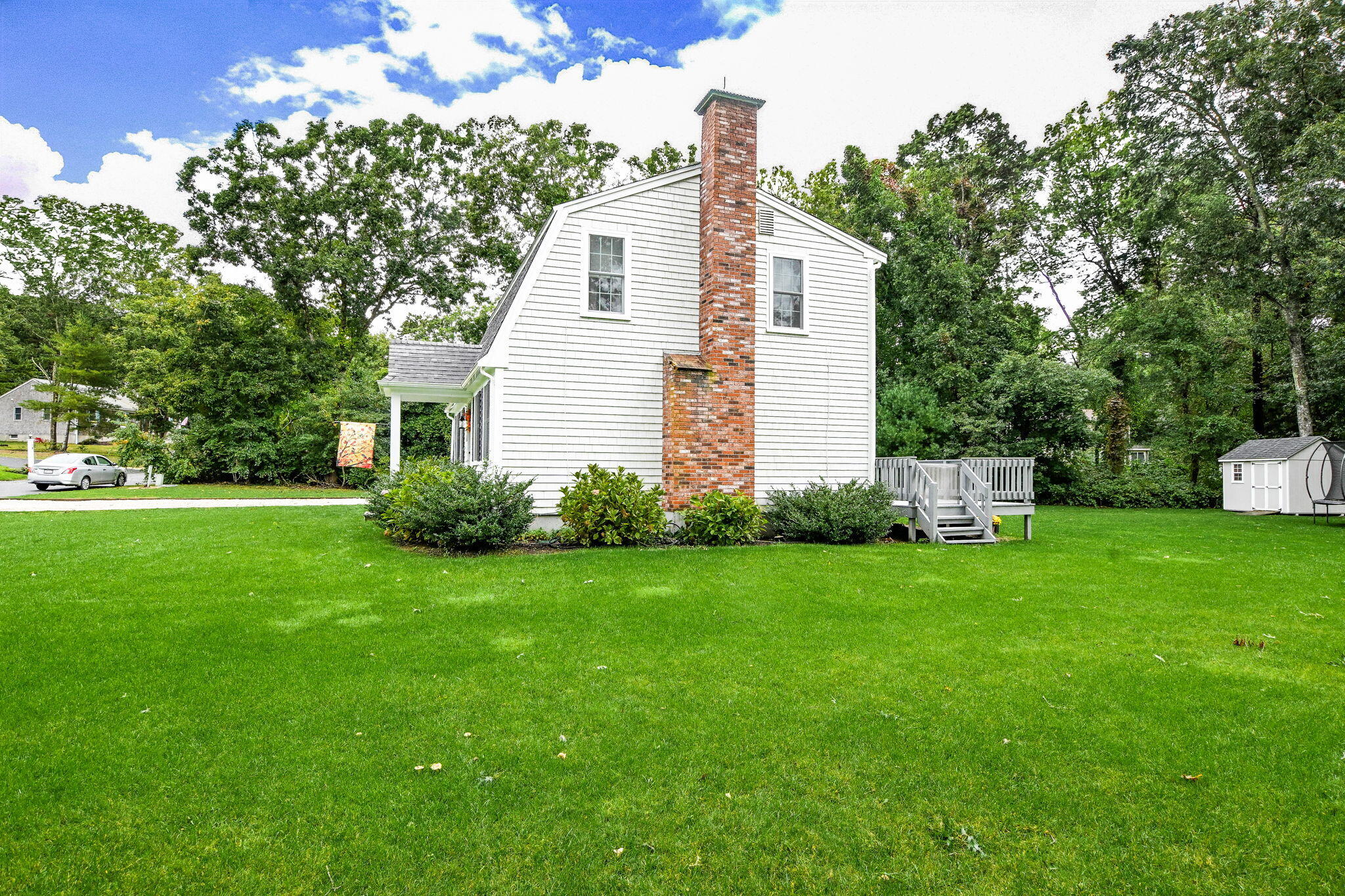 10 Courtland Drive Property Photo 6