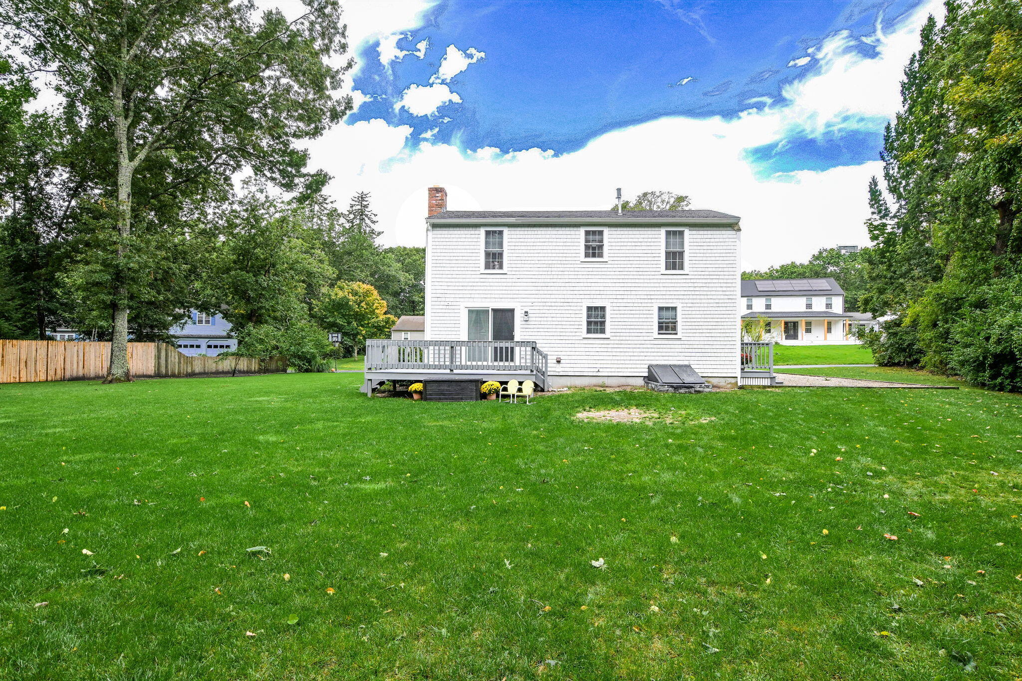10 Courtland Drive Property Photo 8