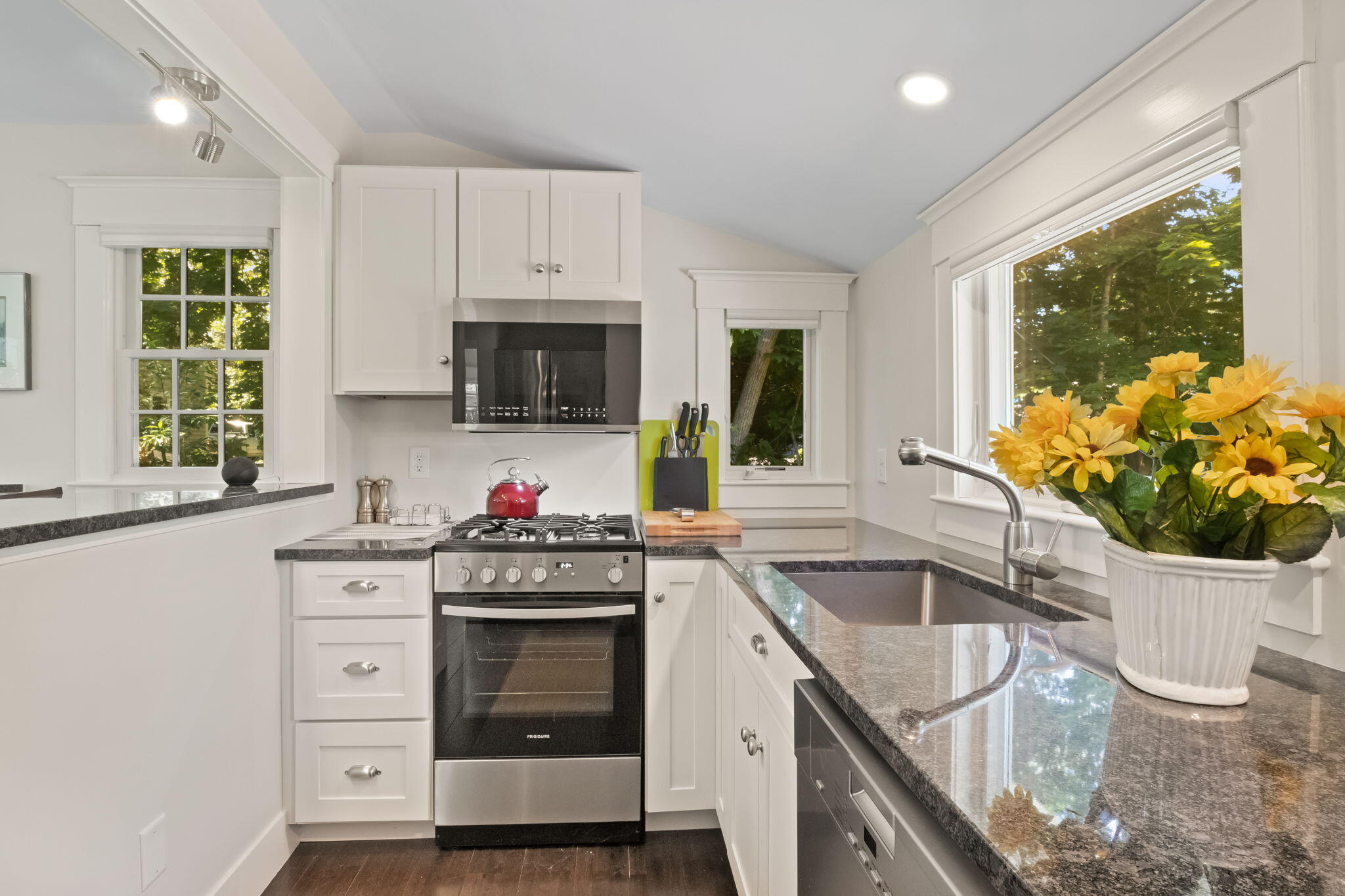 378 Route 6a Property Photo 60