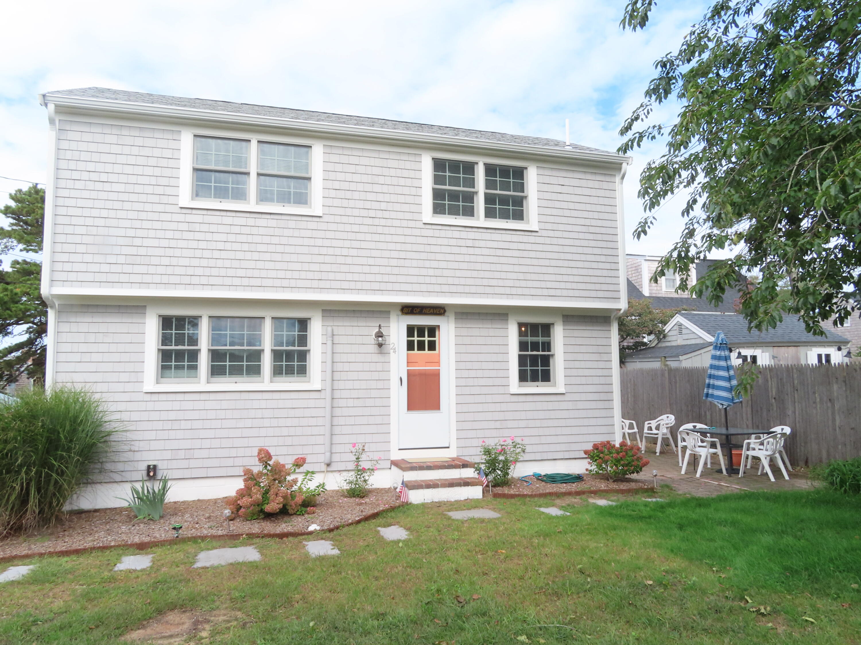 24 Honeysuckle Lane Property Photo 1