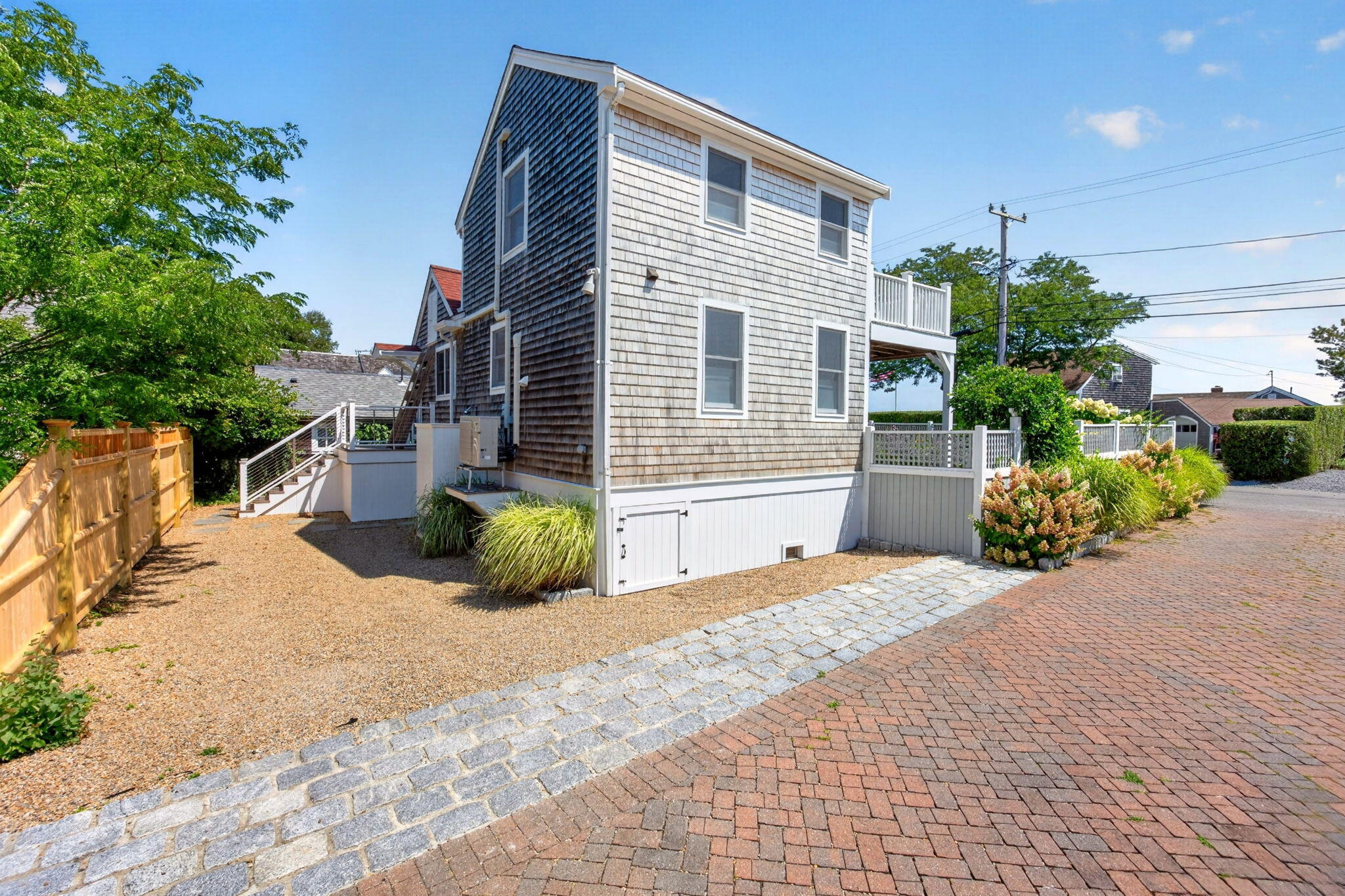 8d Commercial Street Unit A Property Photo 28