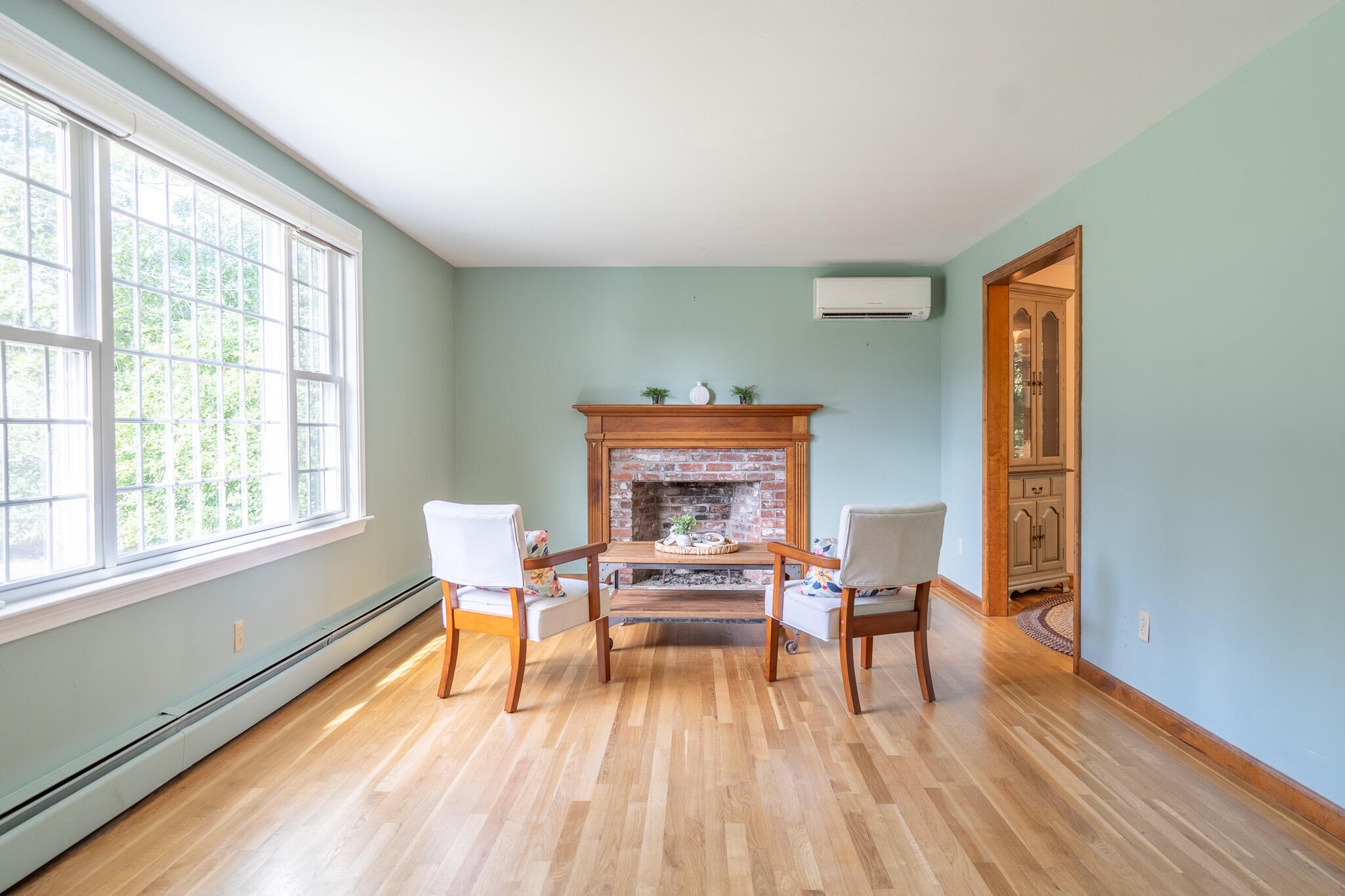 2 Mohegan Lane Property Photo 6