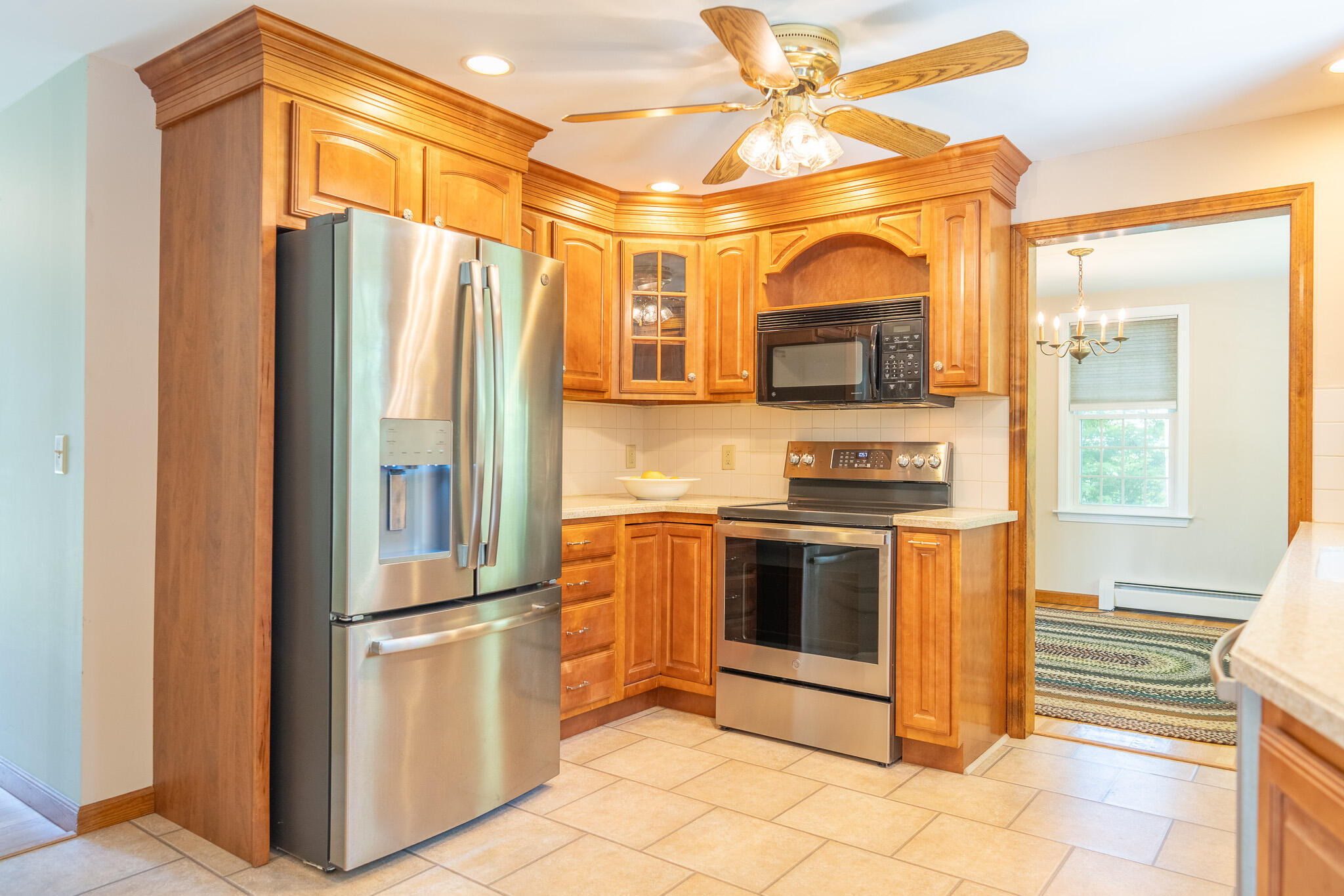 2 Mohegan Lane Property Photo 8