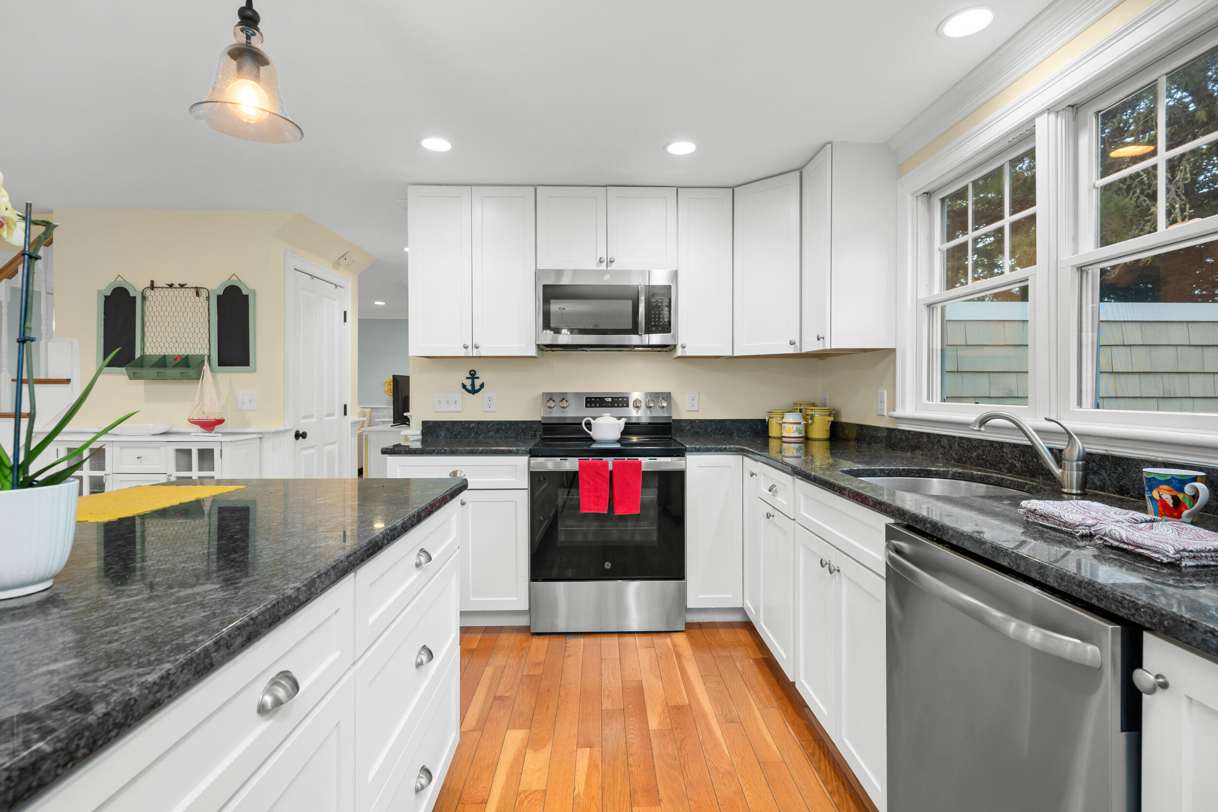 112 Soundview Avenue Property Photo 14