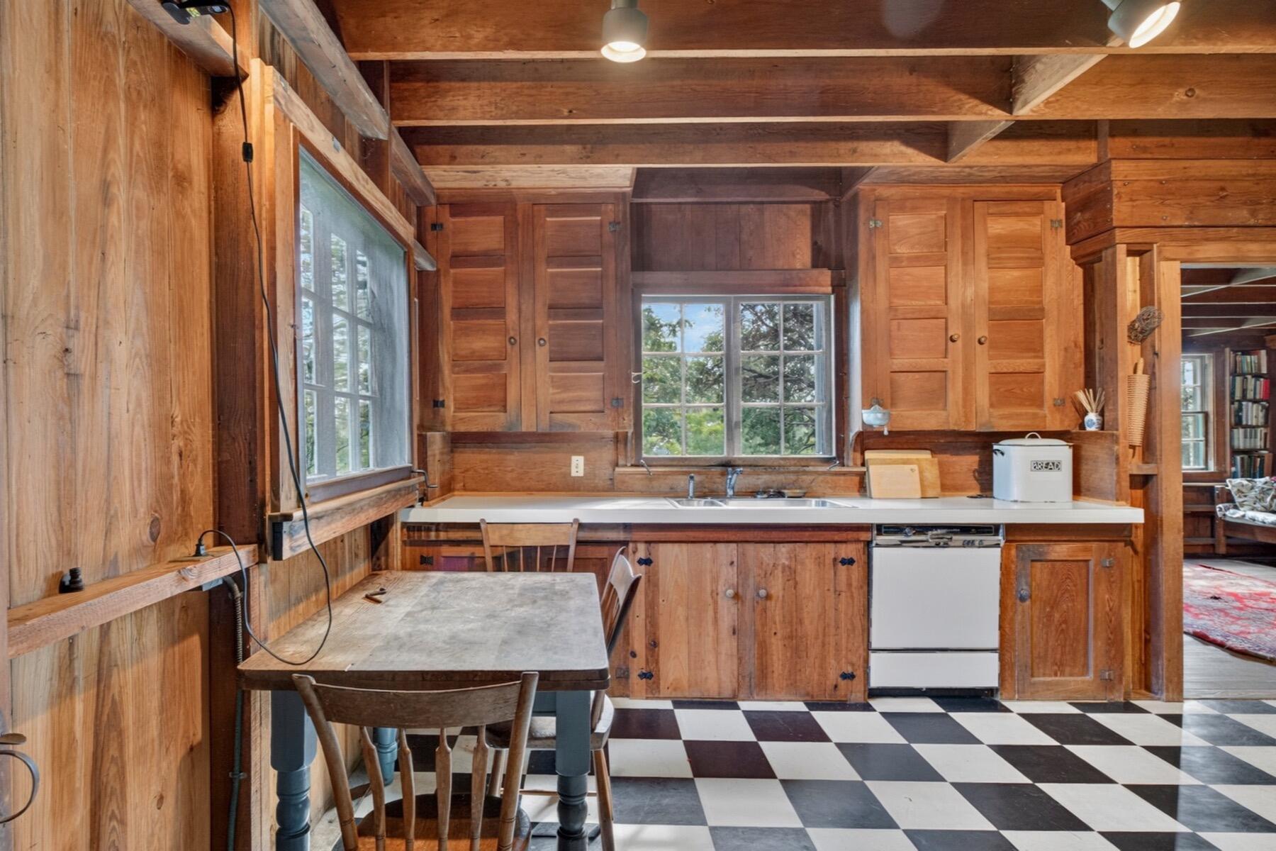 46 Gardiner Road Property Photo 40
