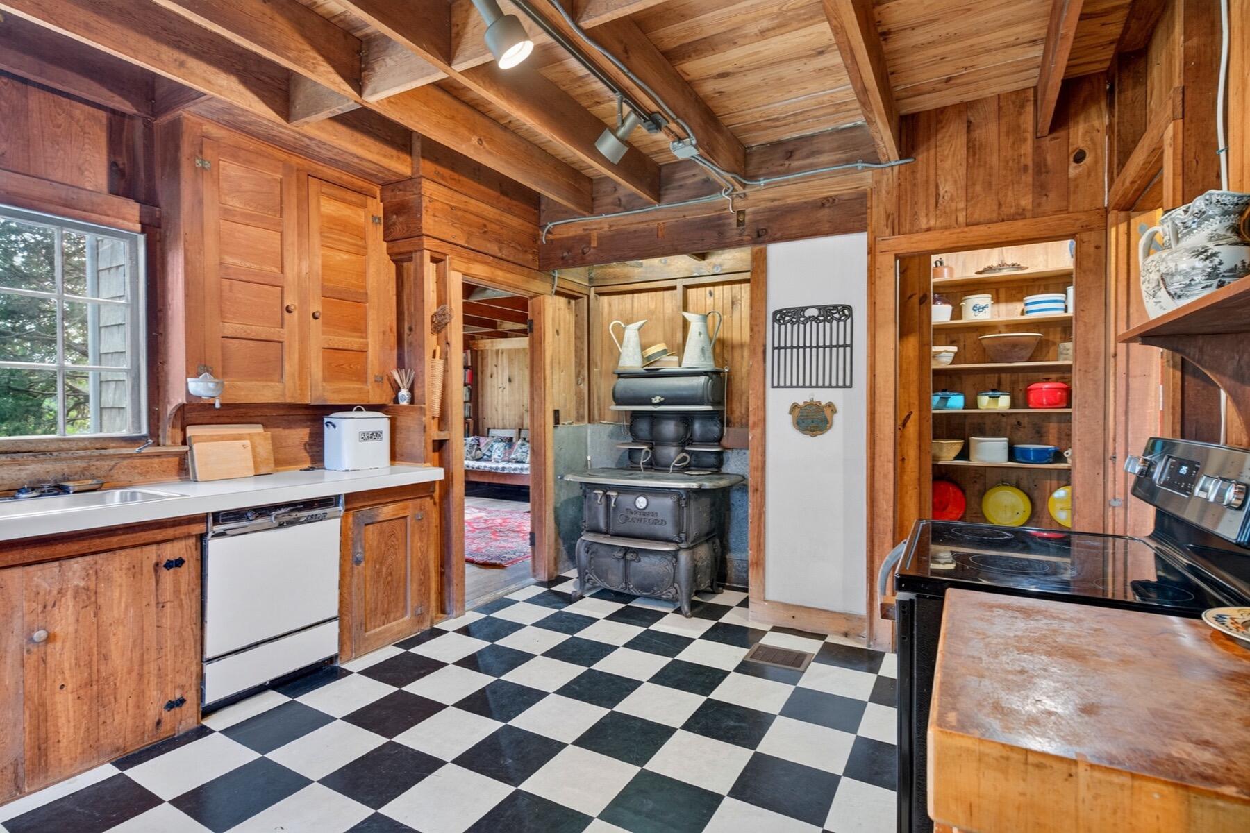 46 Gardiner Road Property Photo 41