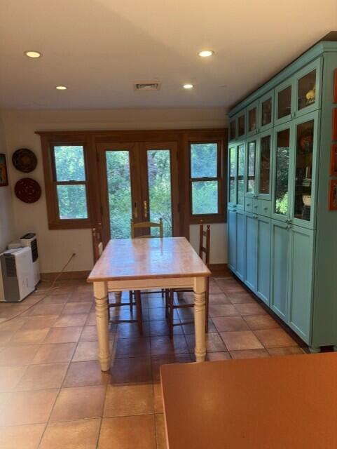 113 S Orleans Road Unit 113 Property Photo 4