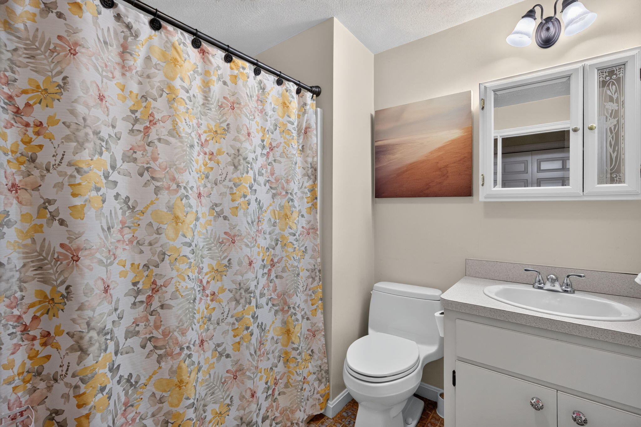 95 Diane Avenue Property Photo 24