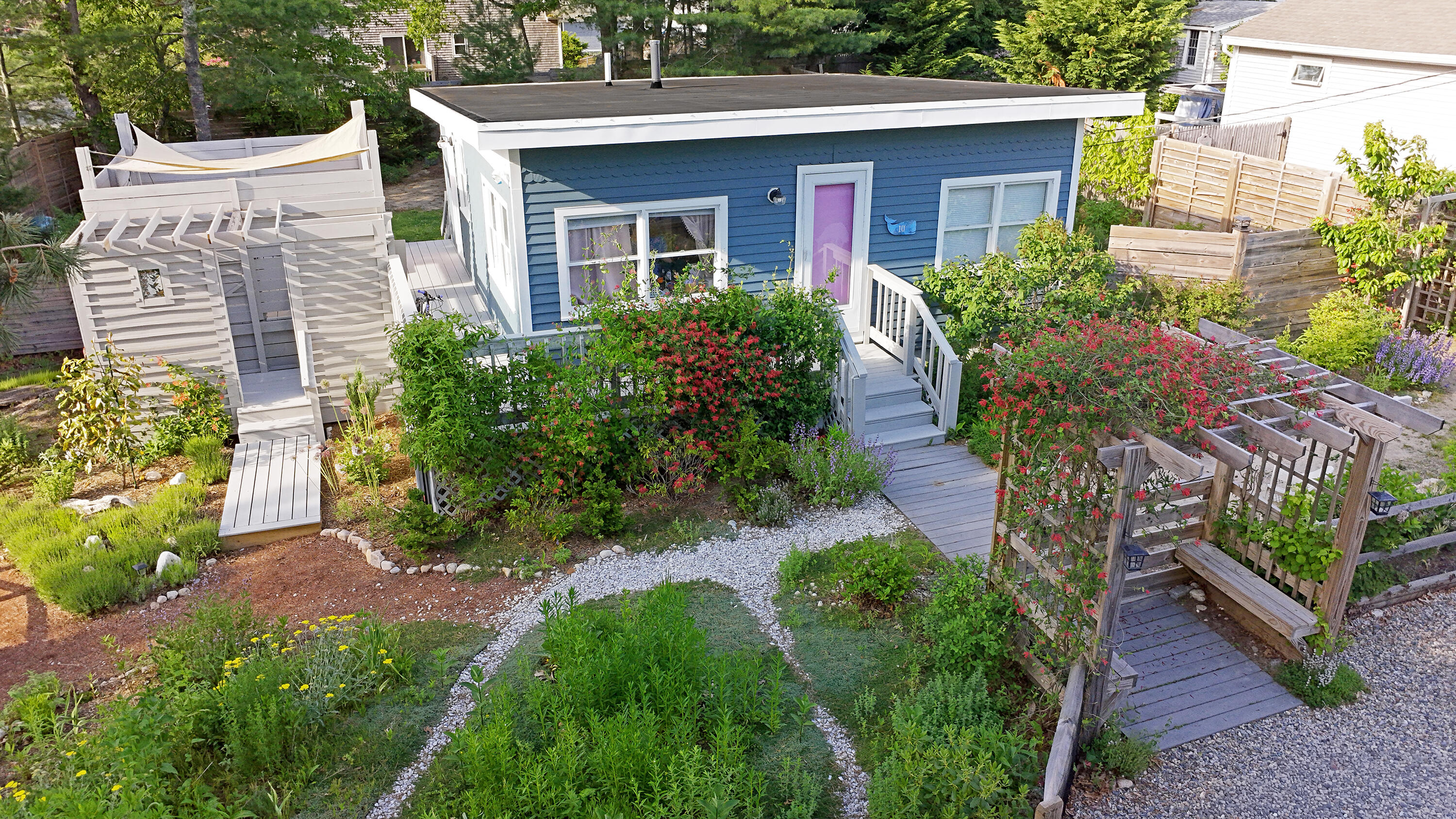 10 Atwater Drive Property Photo 1
