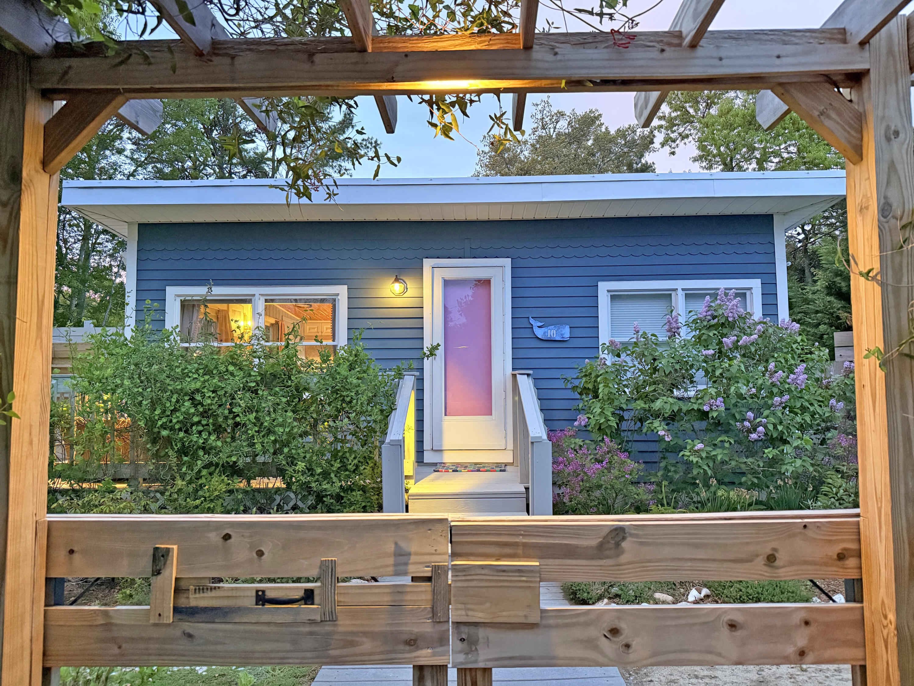 10 Atwater Drive Property Photo 2