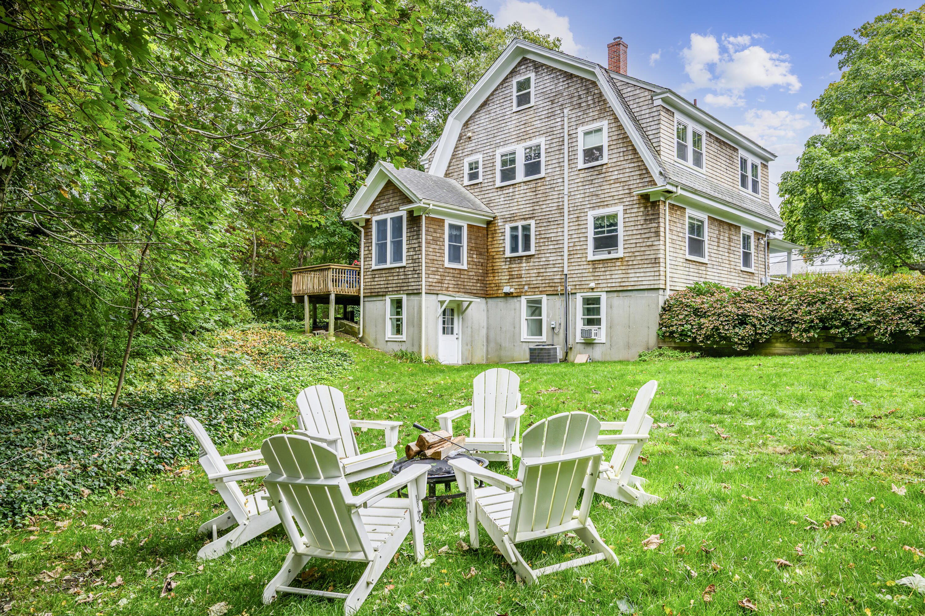 73 S Orleans Road Property Photo 3