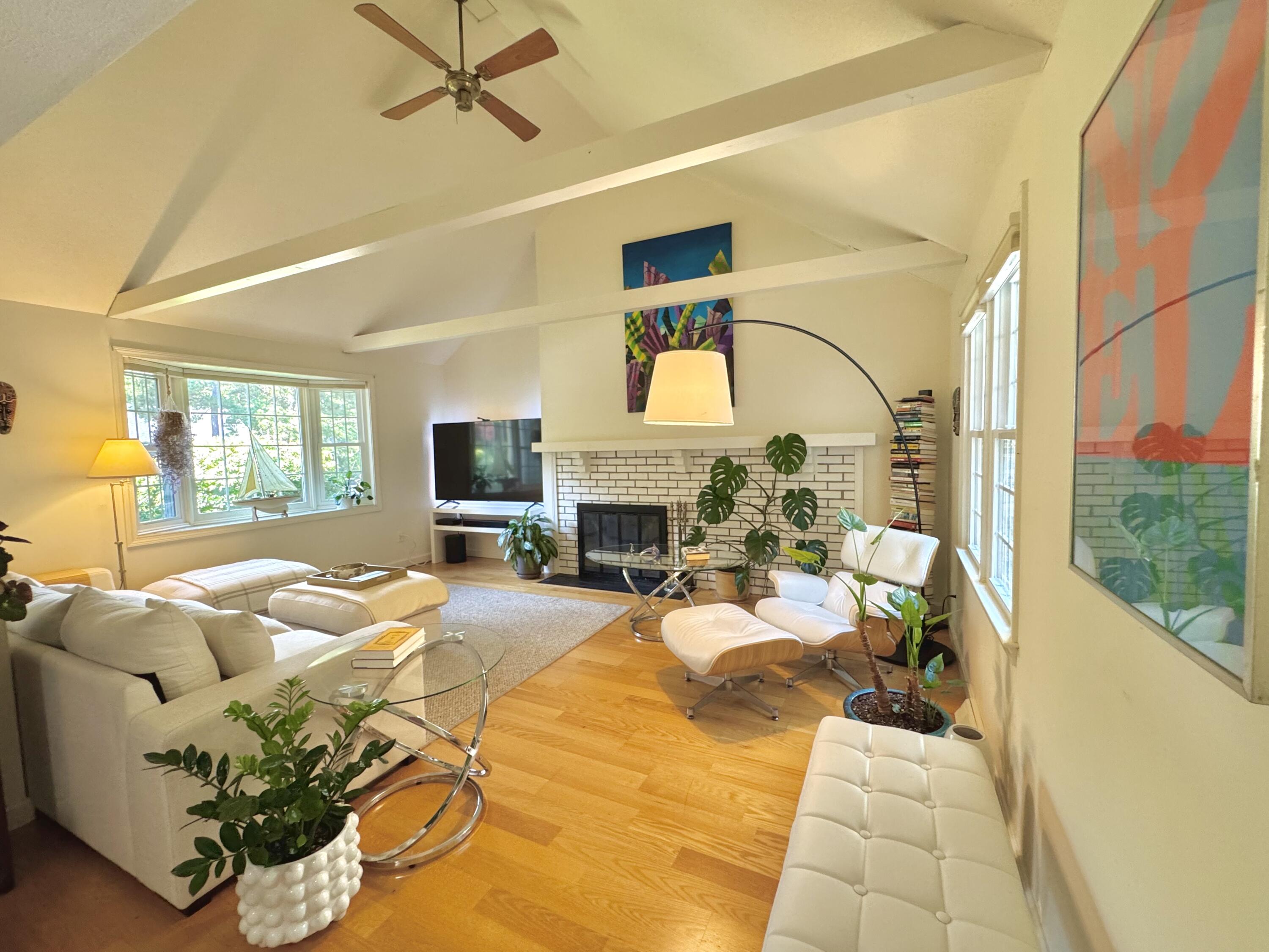 22 Warren Road Property Photo 14