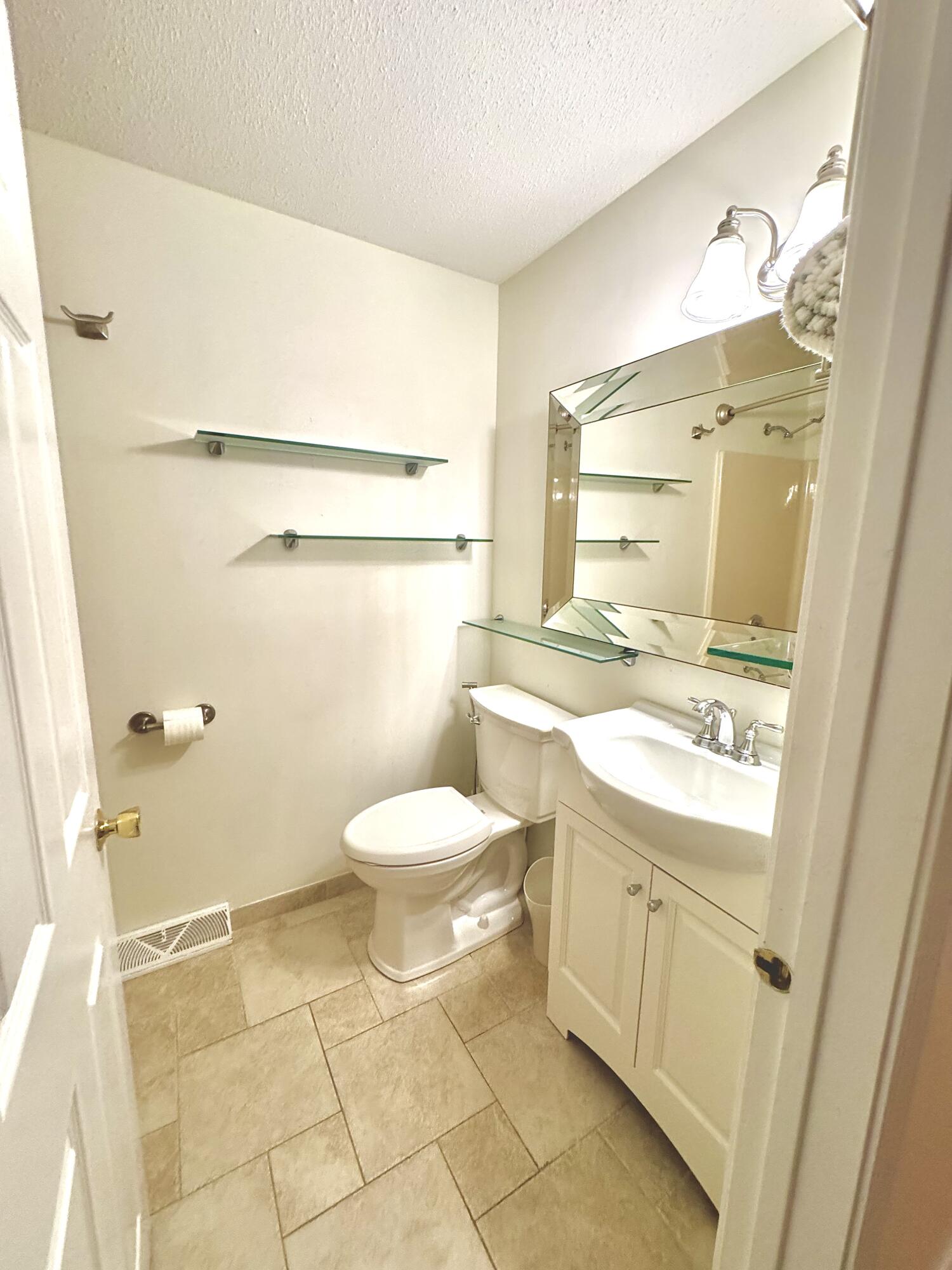 22 Warren Road Property Photo 24