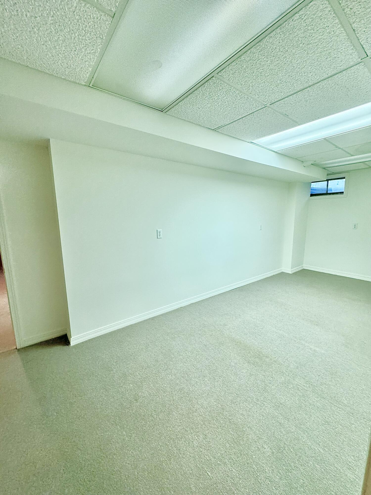 22 Warren Road Property Photo 34