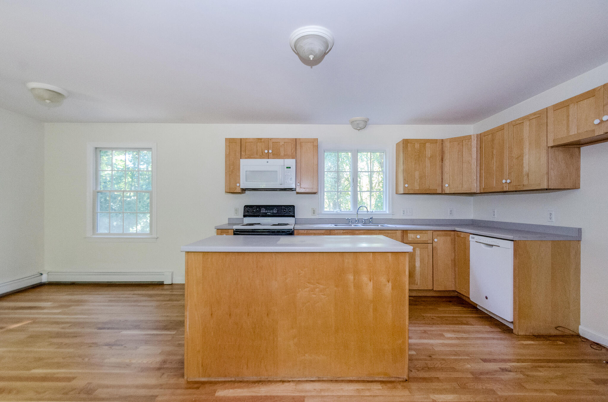 24 Foster Street Property Photo 10