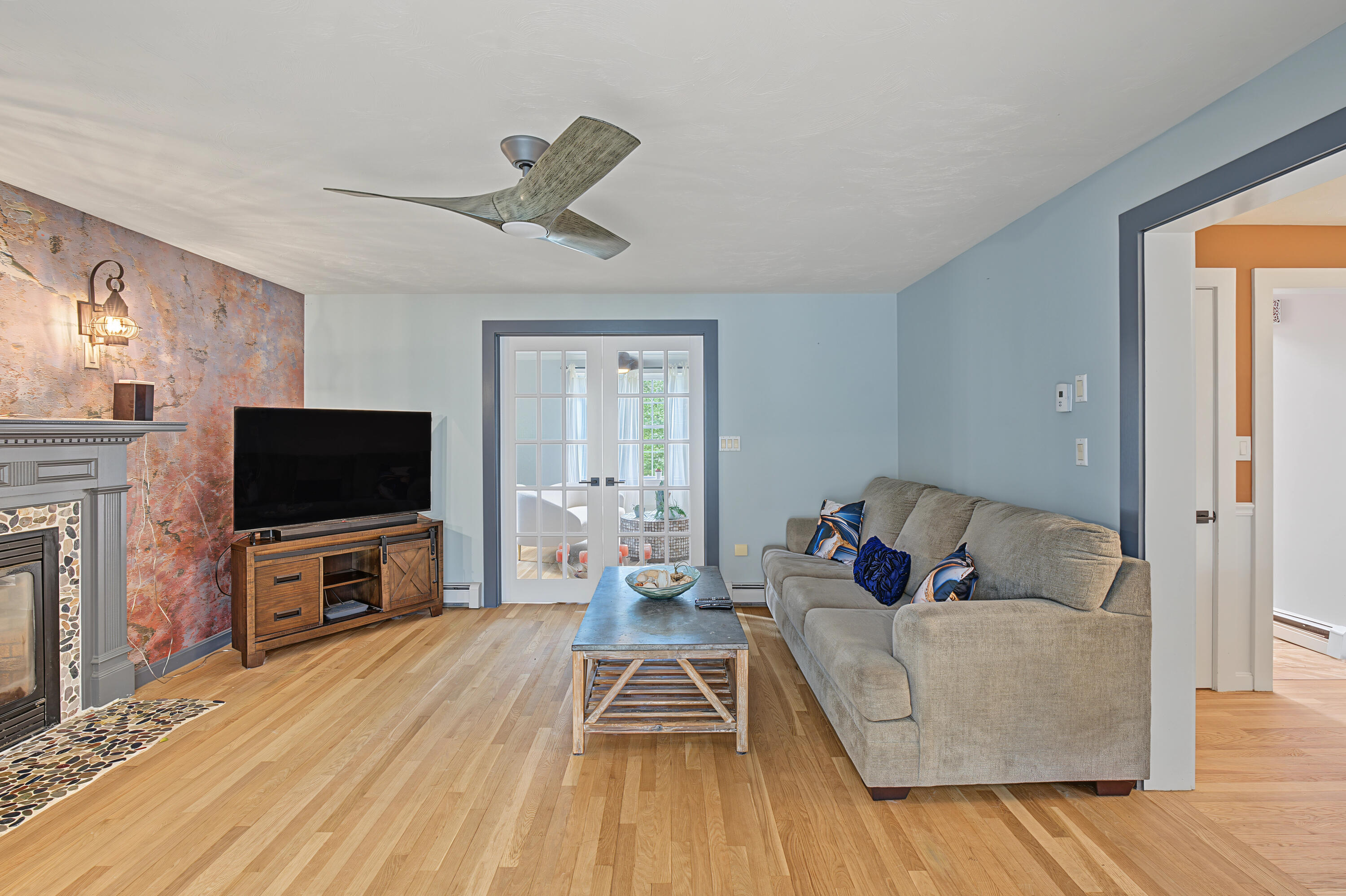 19 Maple Street Property Photo 23