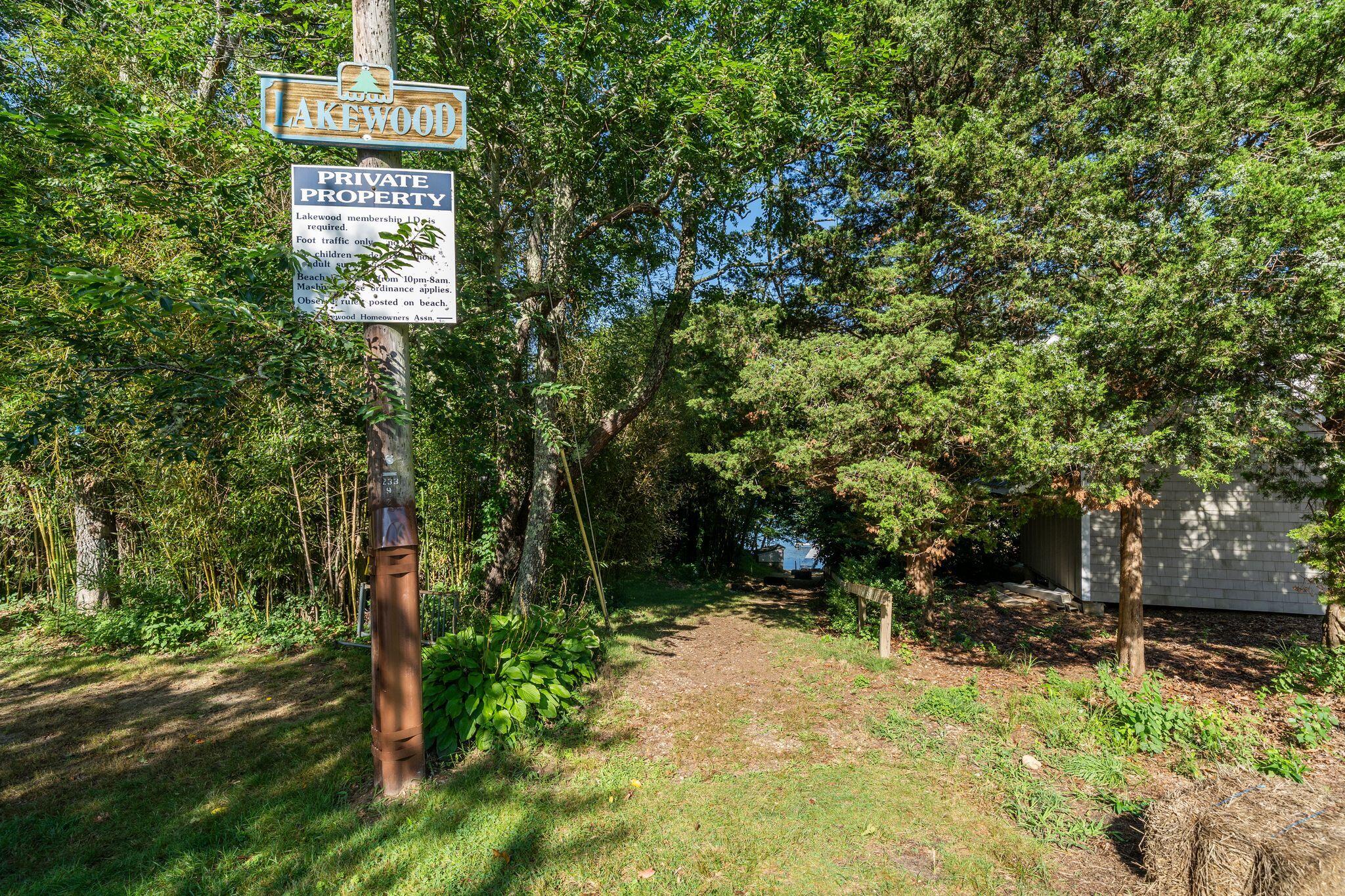 19 Maple Street Property Photo 56
