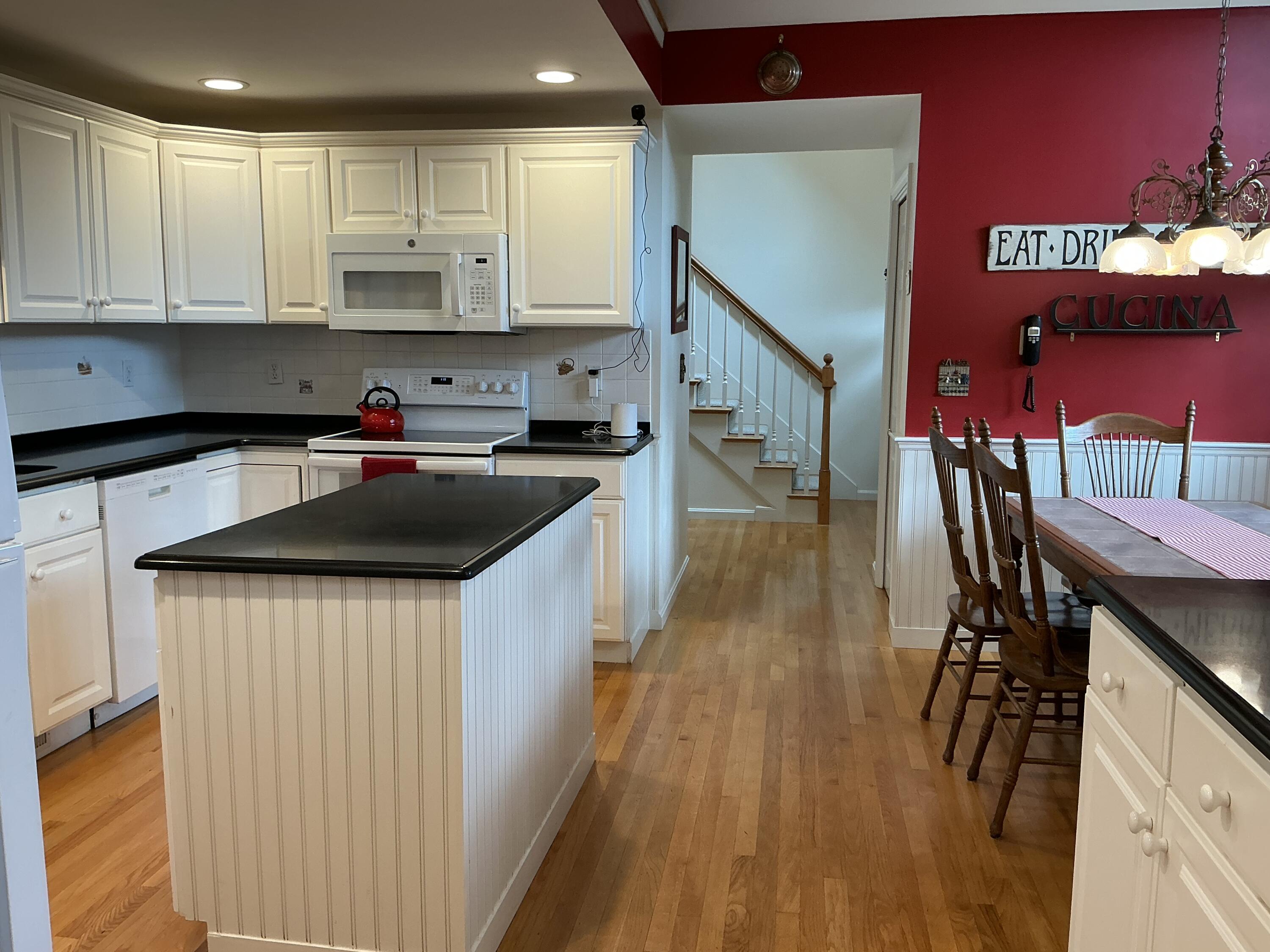 50 Acadia Drive Property Photo 12