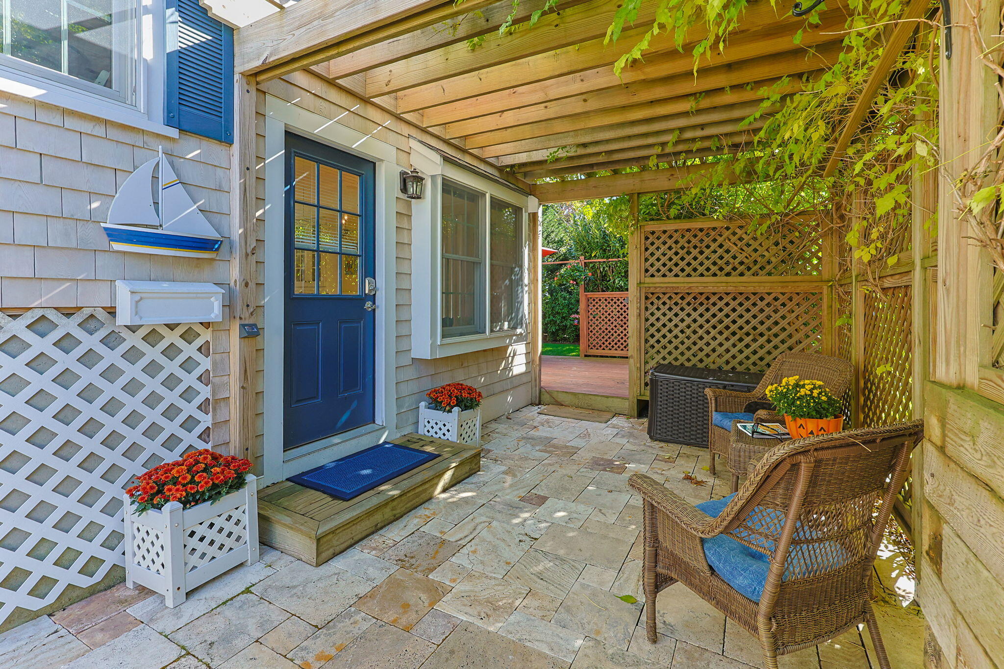 13 South Street Property Photo 26
