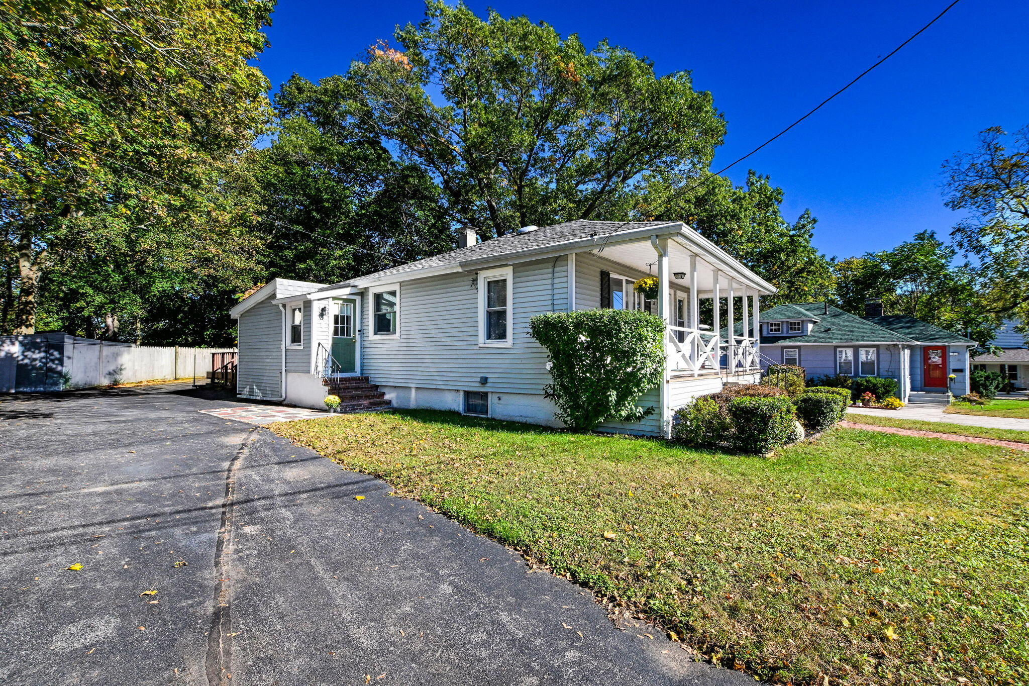 18 Lakeside Avenue Property Photo 18