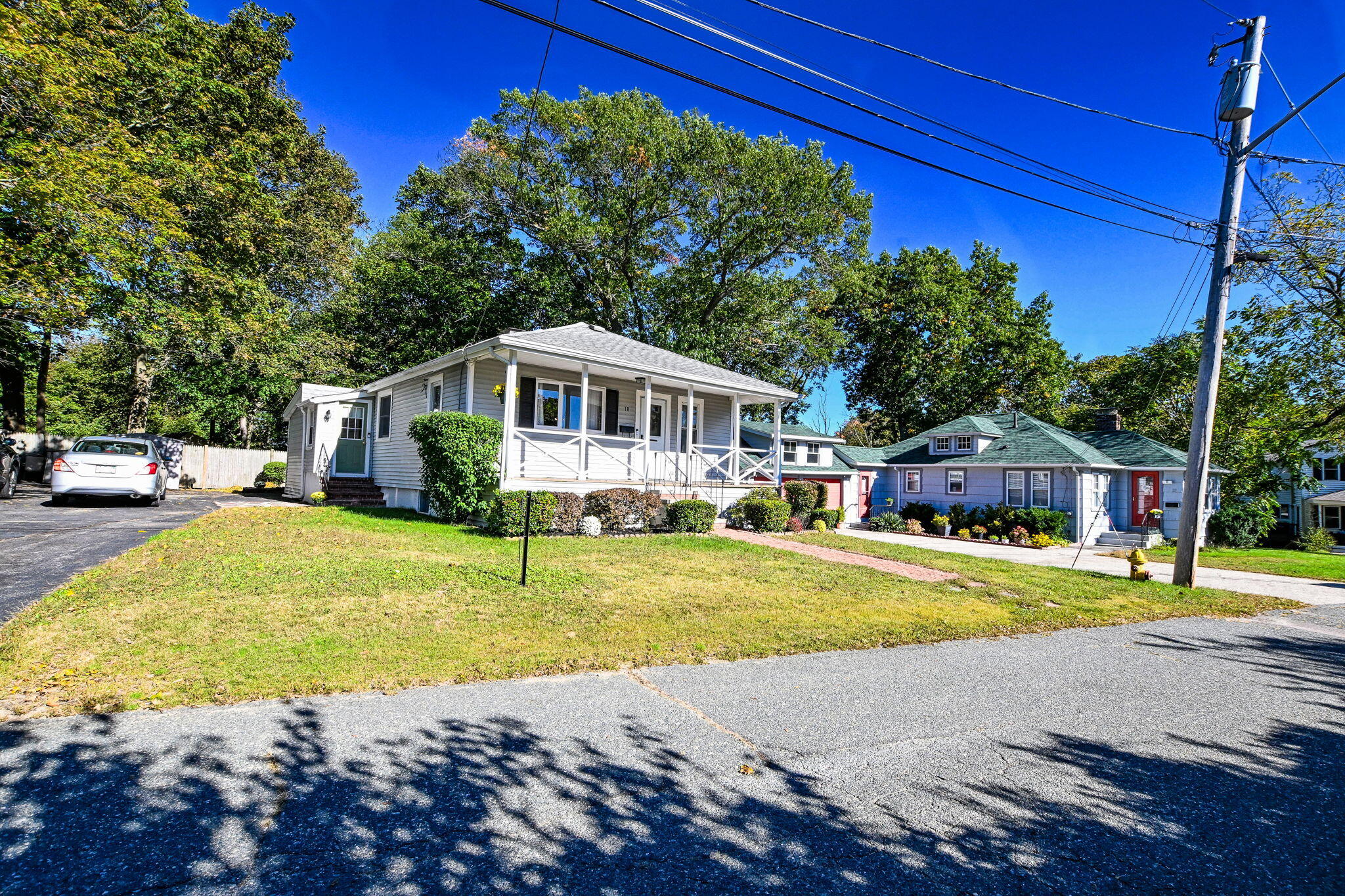 18 Lakeside Avenue Property Photo 19
