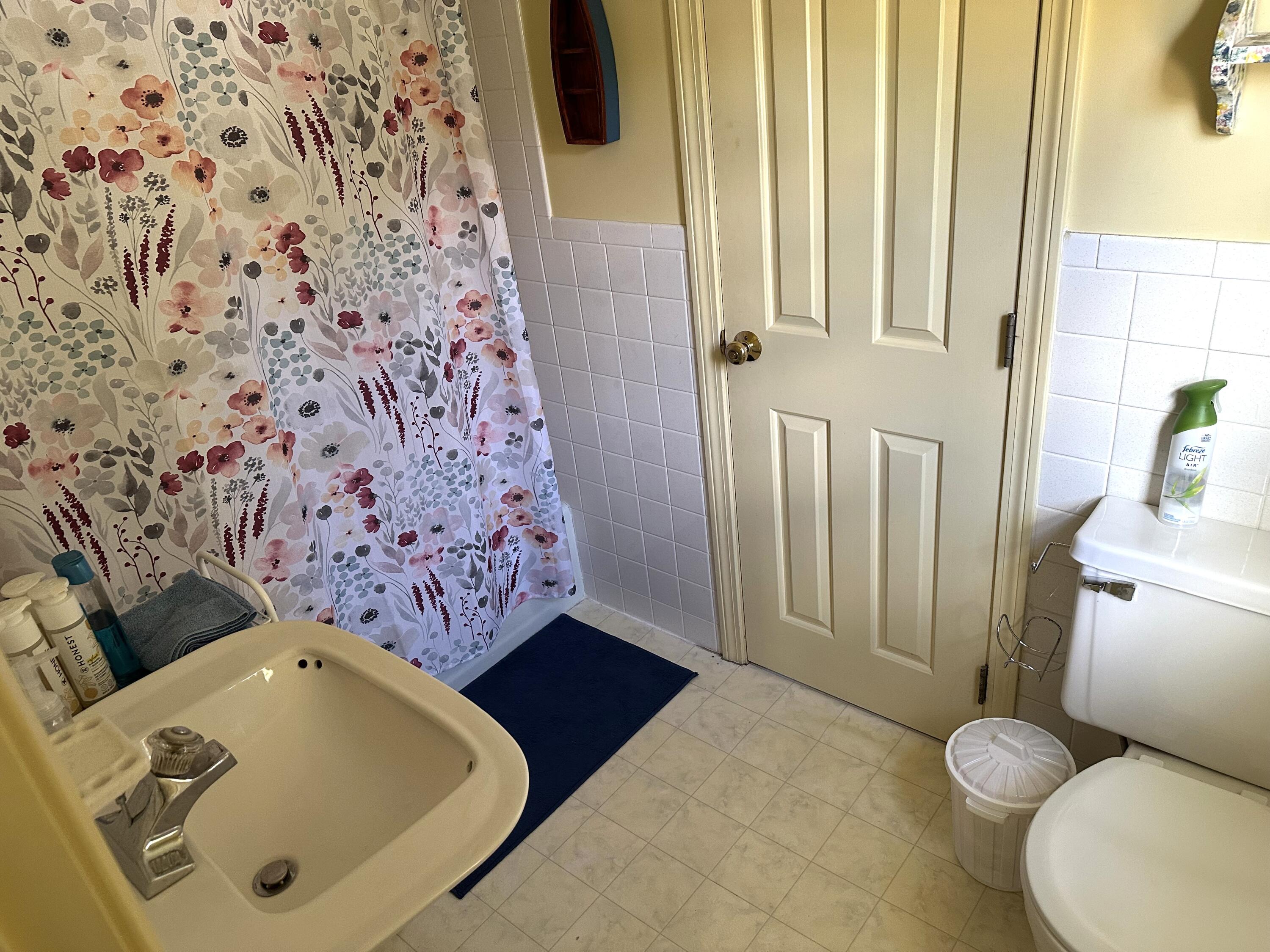 64 Park Avenue Property Photo 15