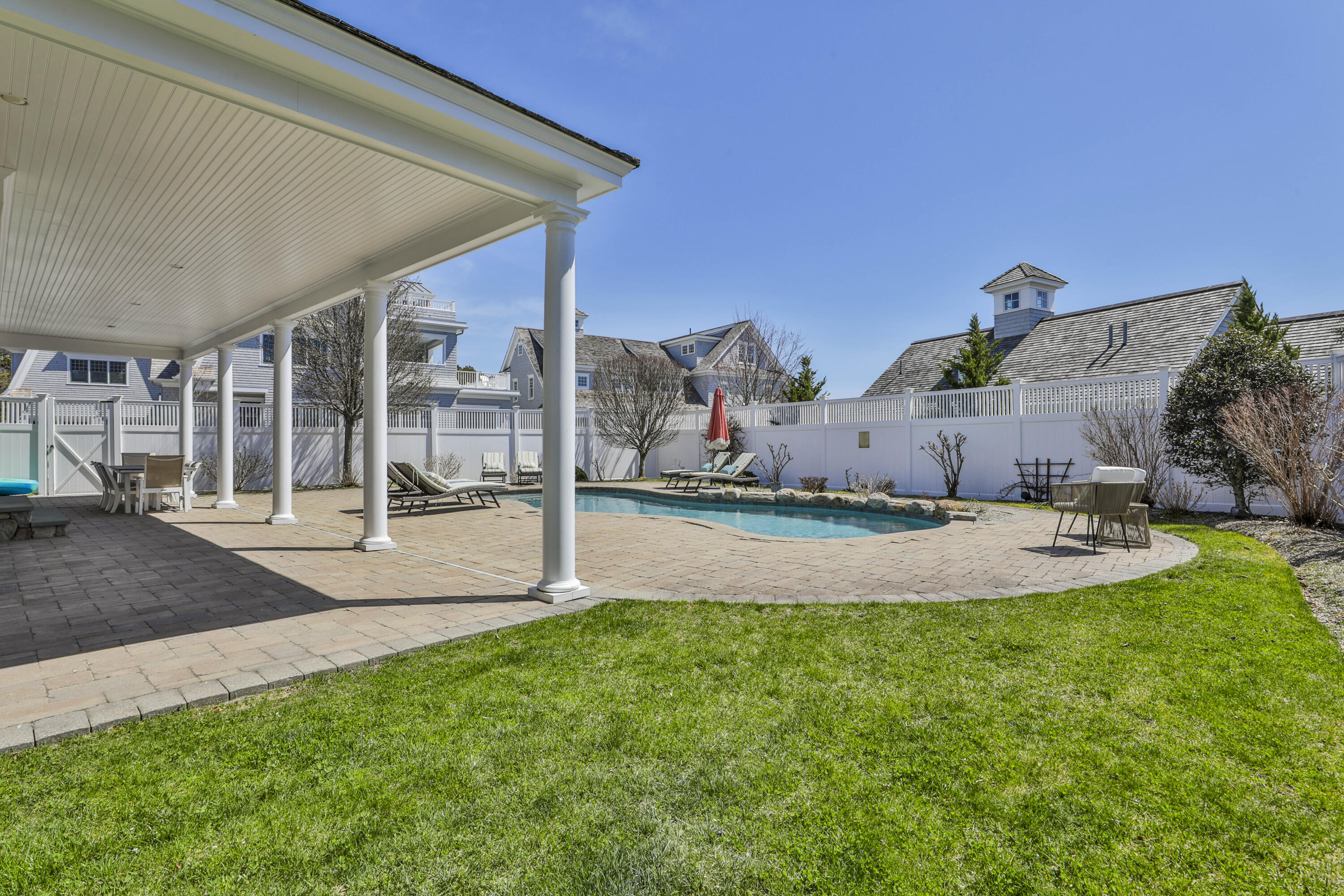 5 Coastline Drive Property Photo 44