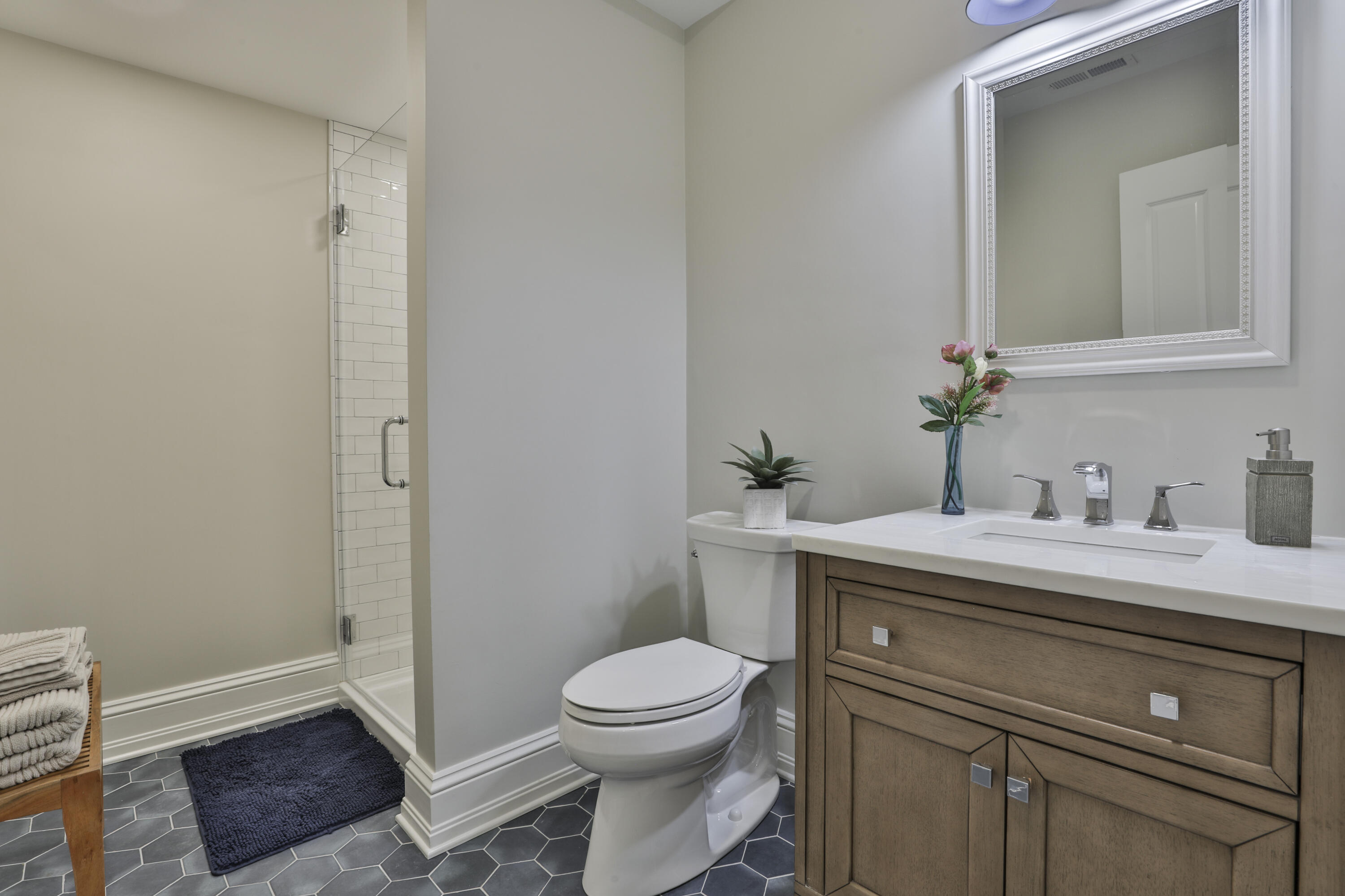 5 Coastline Drive Property Photo 114