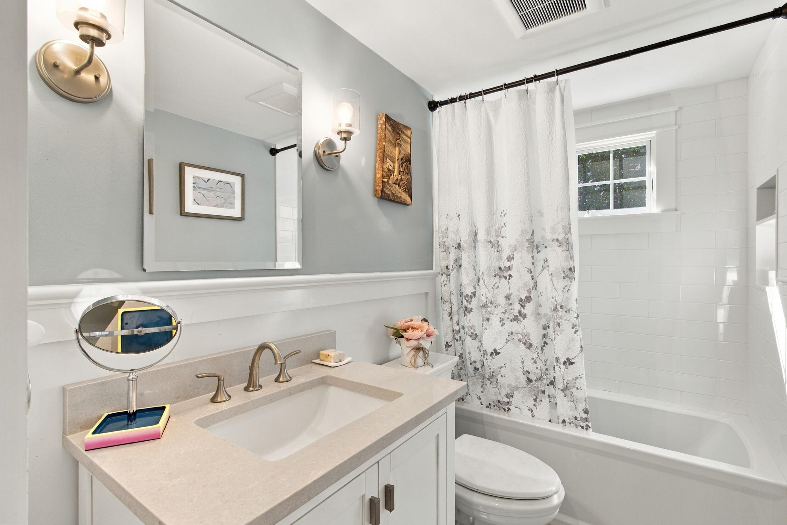 7 Spinning Brook Road Property Photo 16