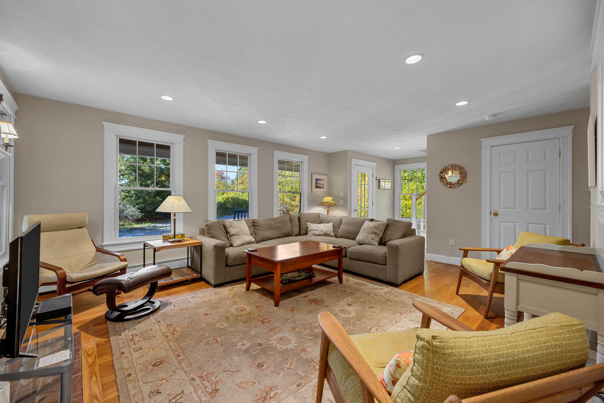 10 Perry Road Property Photo 10