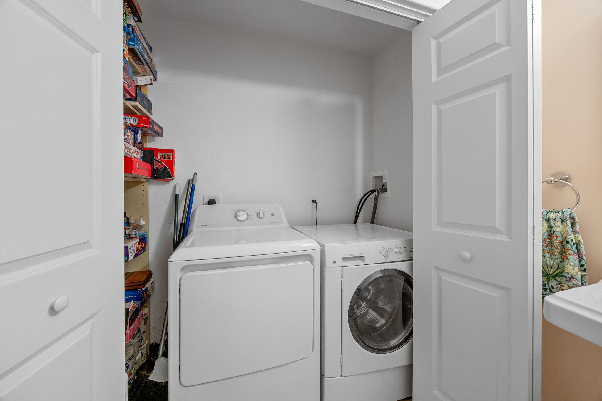 10 Perry Road Property Photo 18