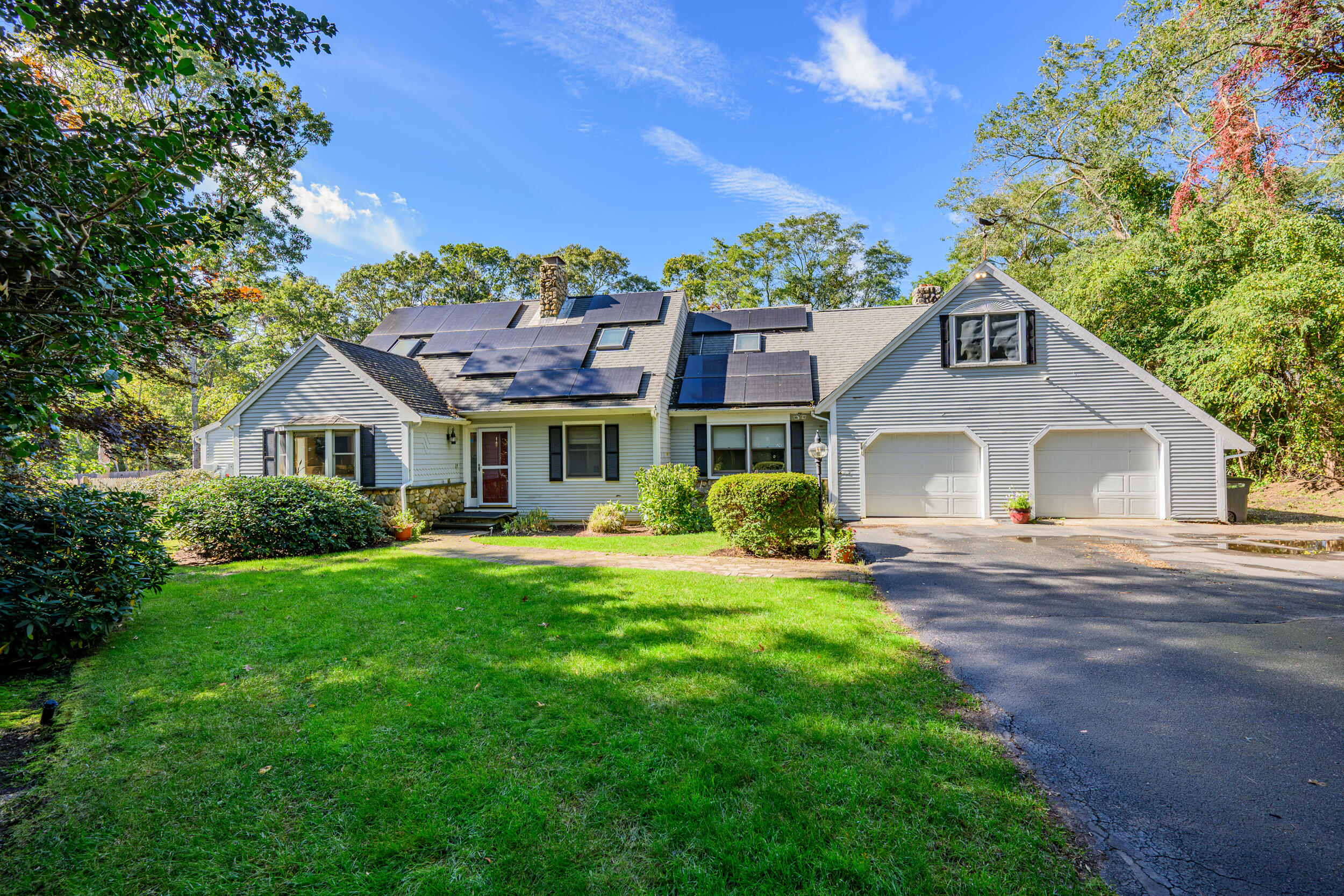 893 Osterville West Barnstable Road Property Photo 1