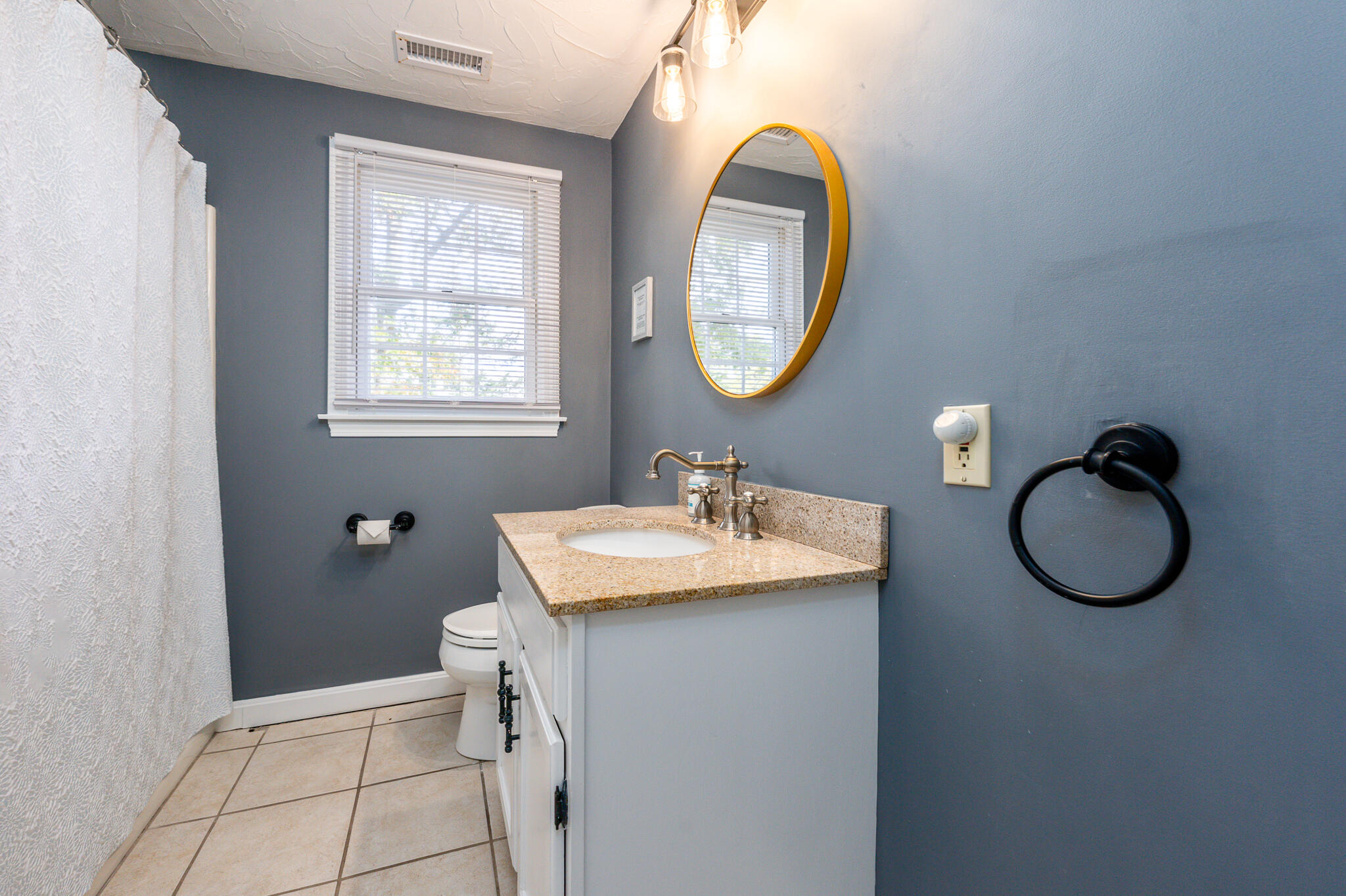 102 White Rock Road Property Photo 10