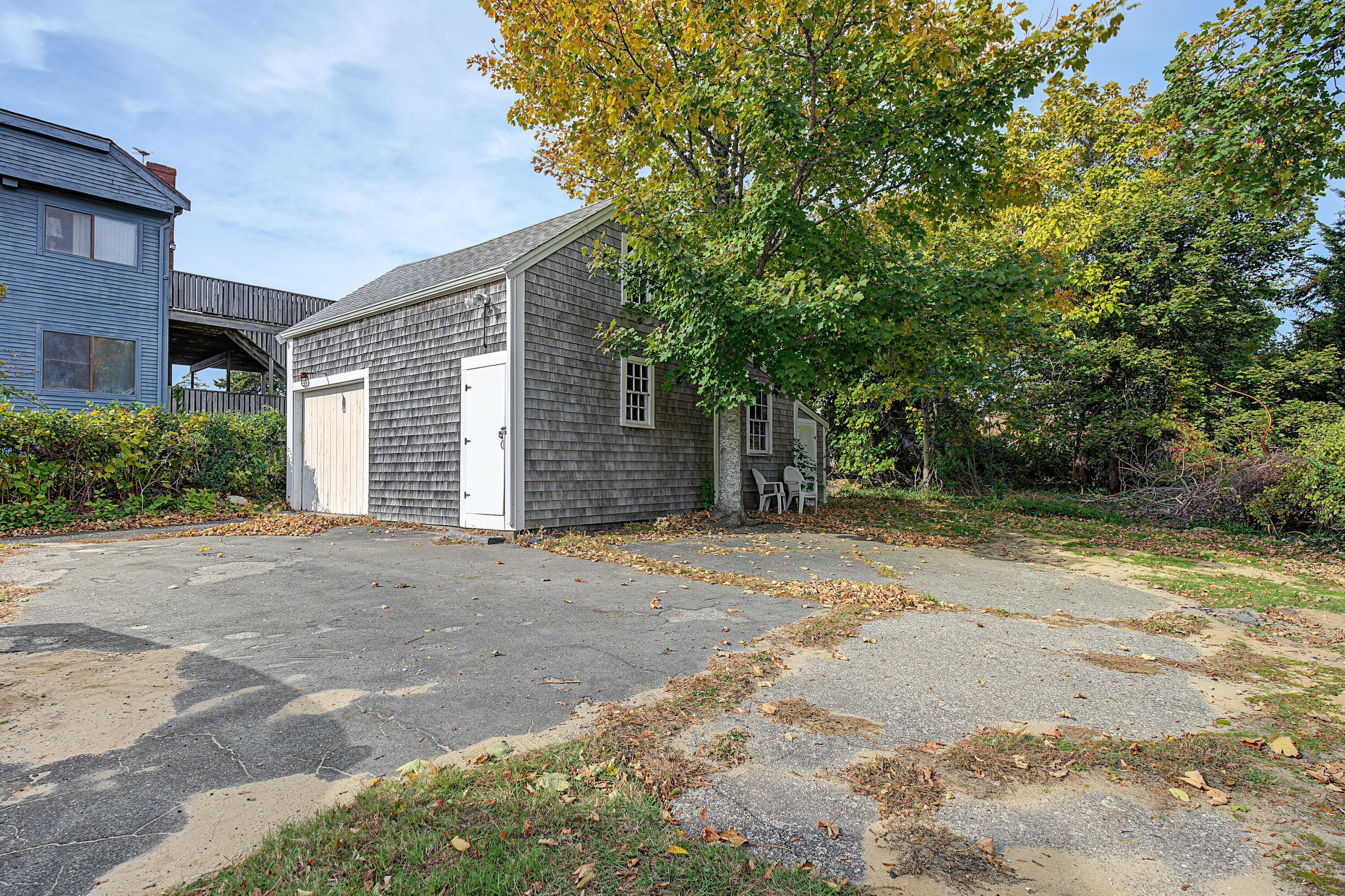 218 Main Street Property Photo 8